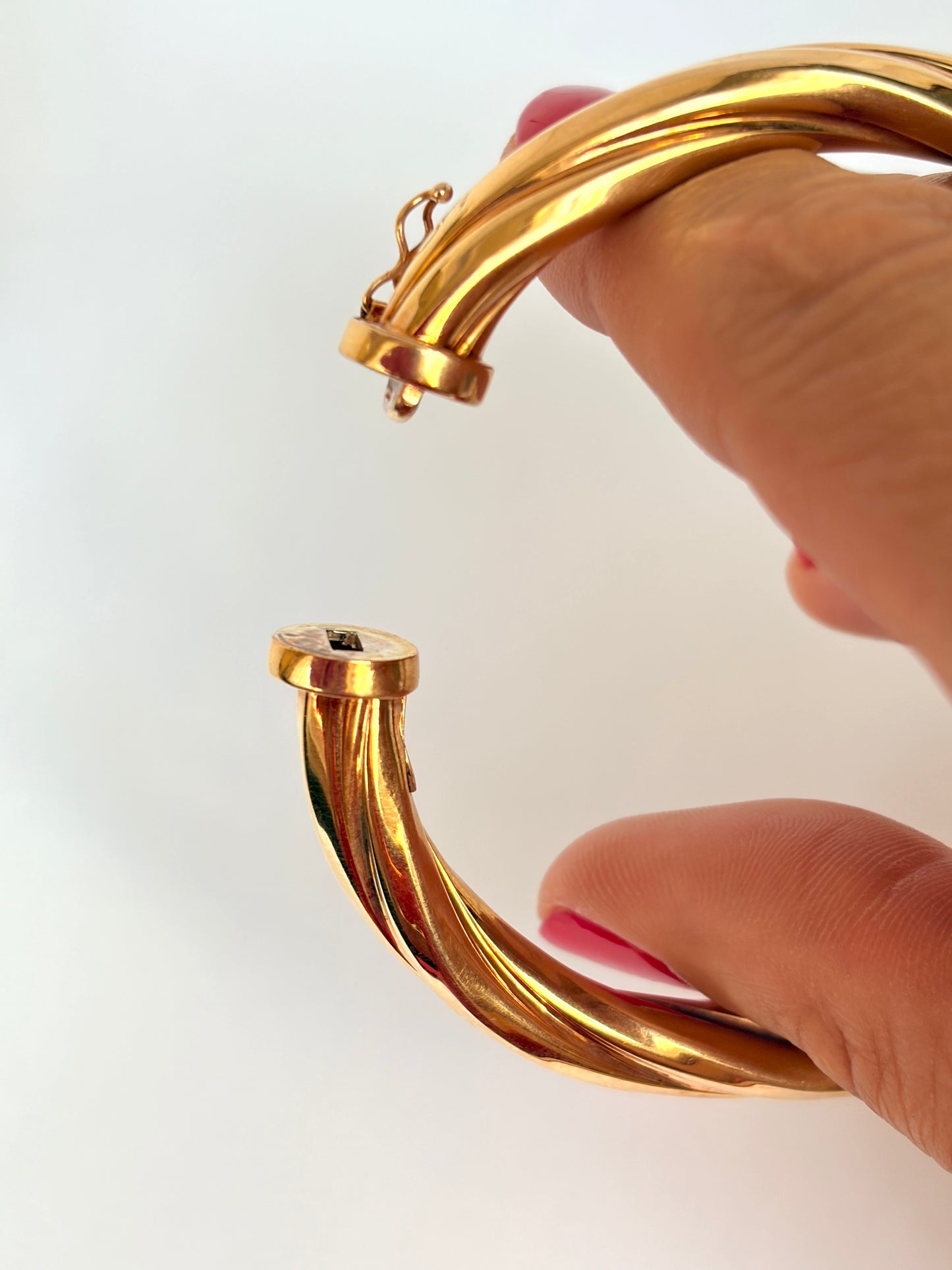 Fabulous, Vintage, 9ct Gold Twisty Bangle (19.92g) Hallmarked, 9ct Gold