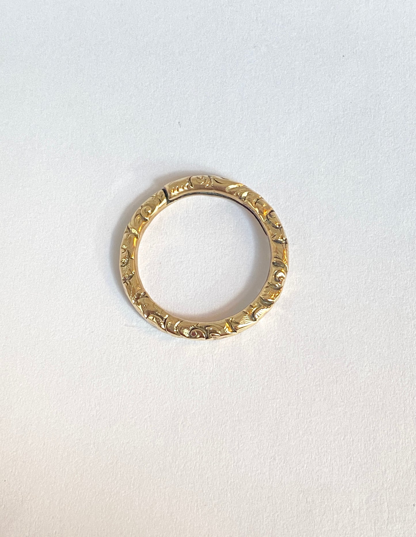Victorian Gold Cased/Rolled Gold Engraved Split Ring/Pendant