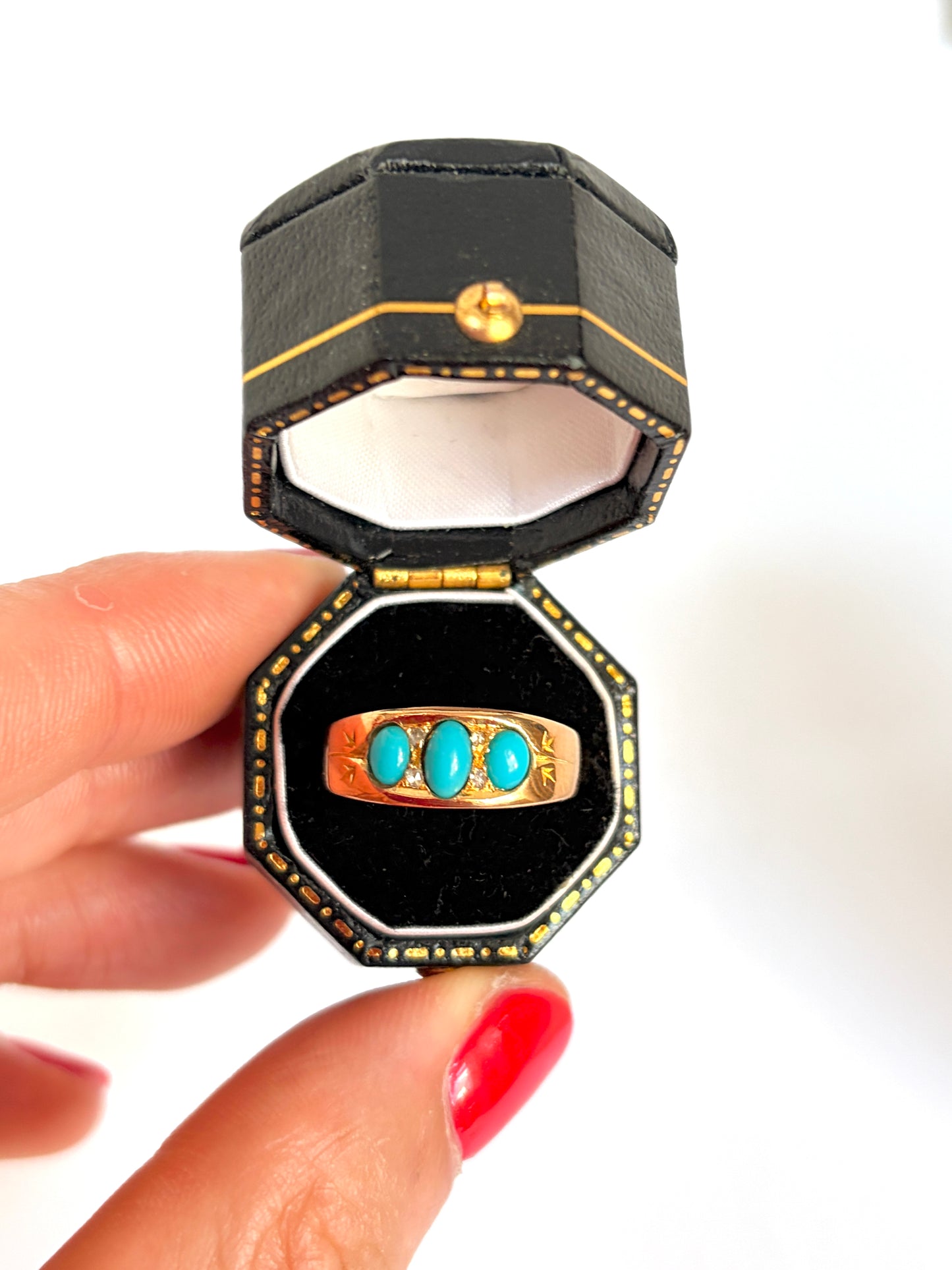 Vintage, 18ct Gold, 3 Stone Turquoise and Diamond Ring, 4.26g