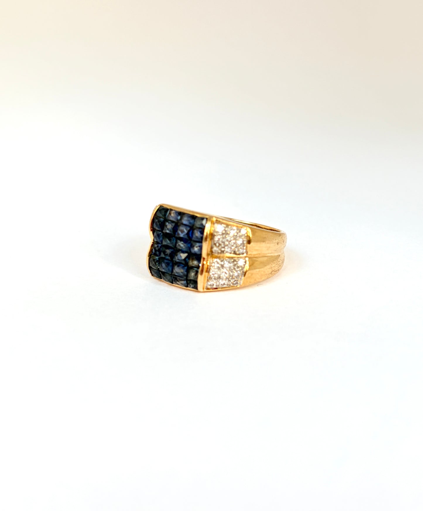 Vintage, 18ct Gold Sapphire and Diamond Double Row Ring, Hallmarked for 18ct Gold, 1978