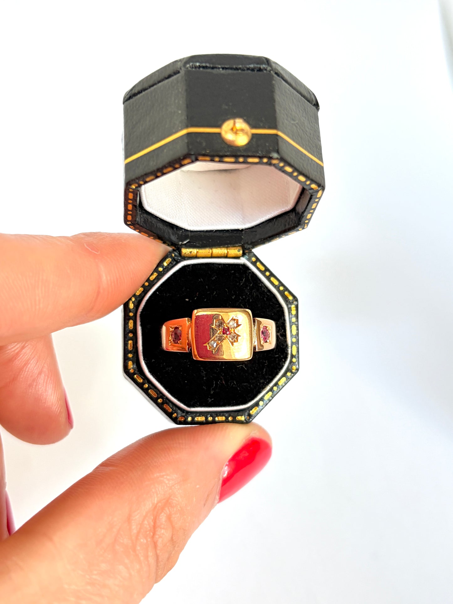 Antique, 18ct Gold Enamel, Rose Cut Diamond Cross Memorial Ring