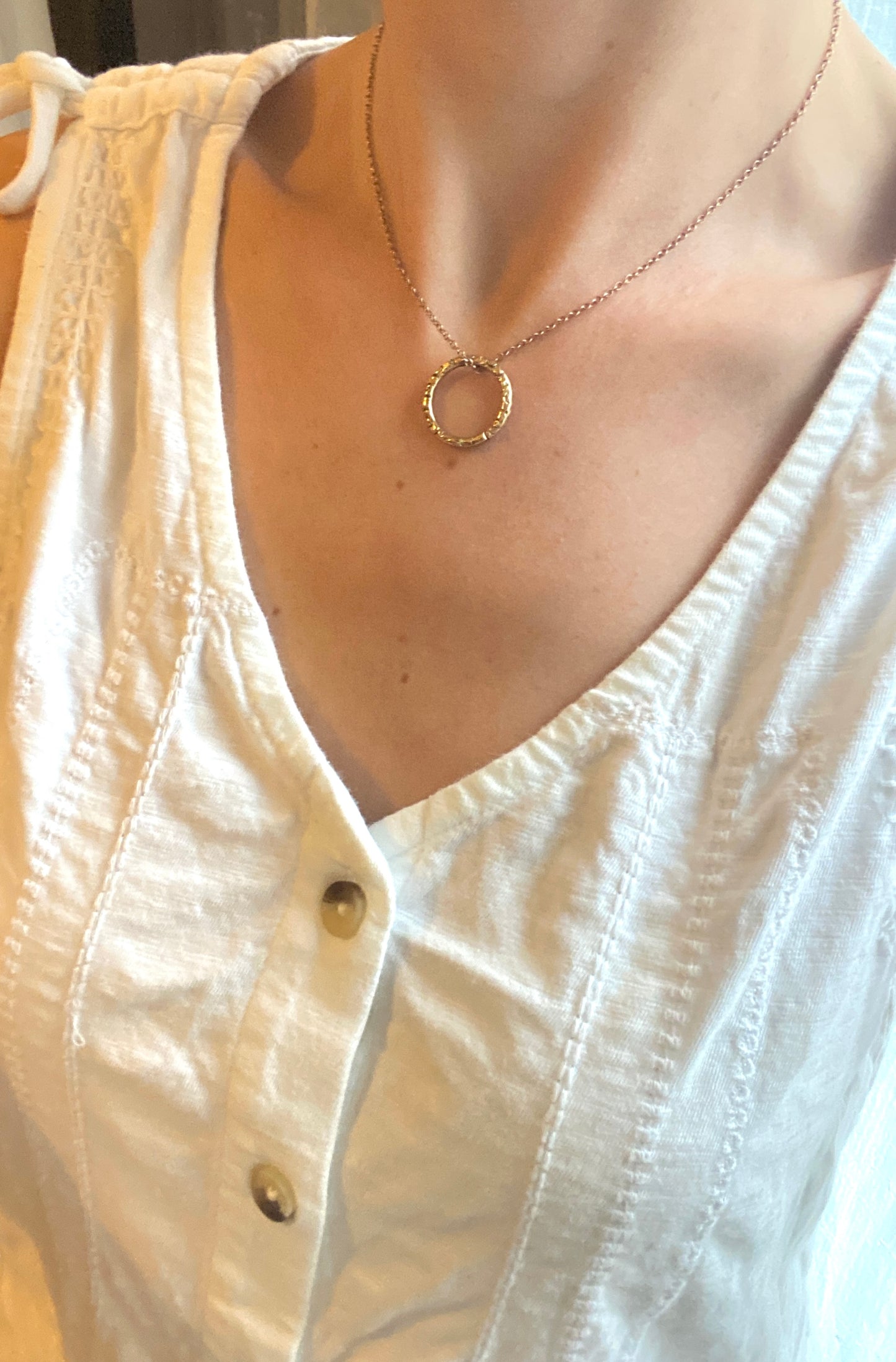 Victorian Gold Cased/Rolled Gold Engraved Split Ring/Pendant