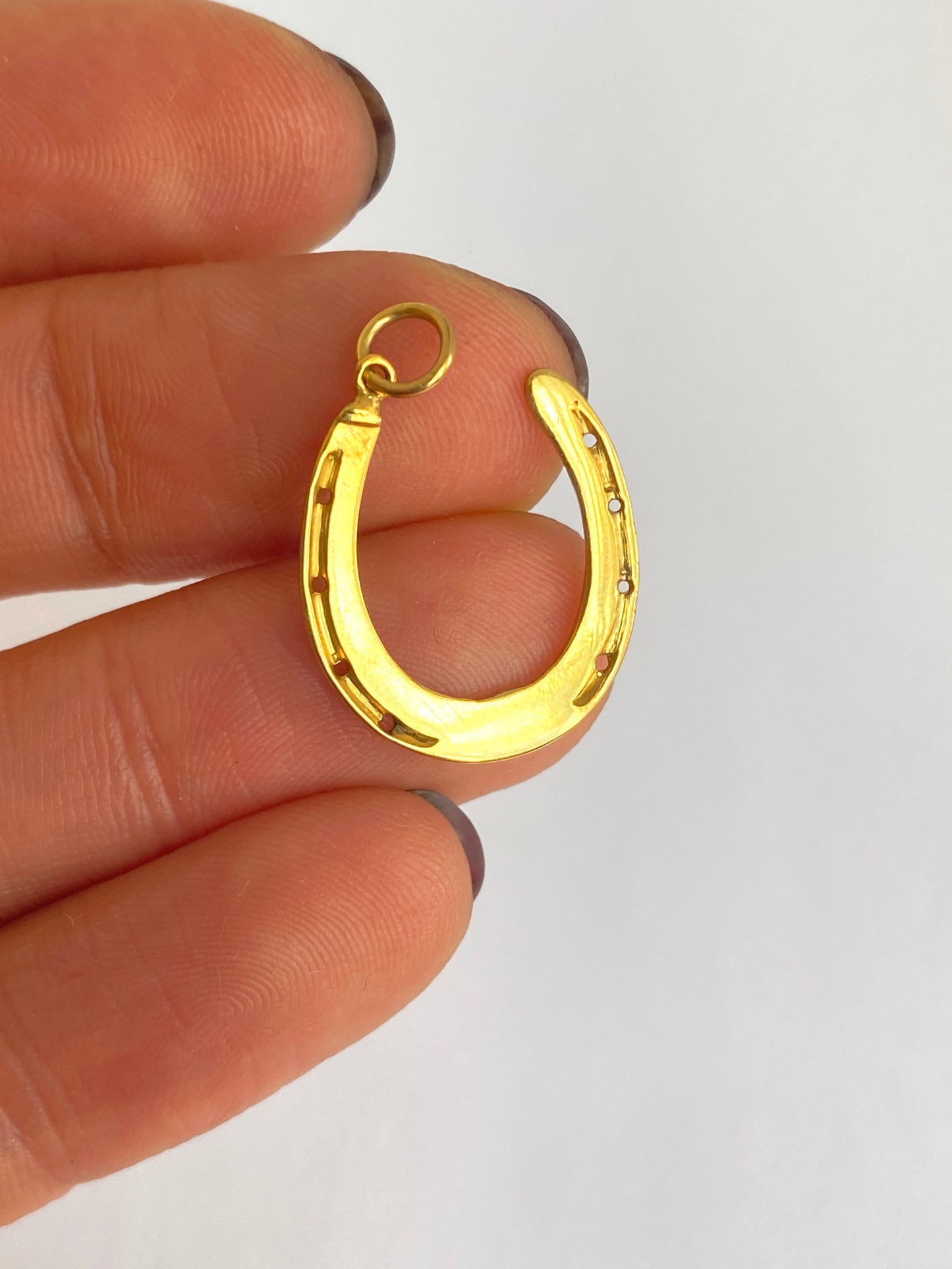 Antique 15ct Gold Horse Shoe charm/pendant, 1.16g