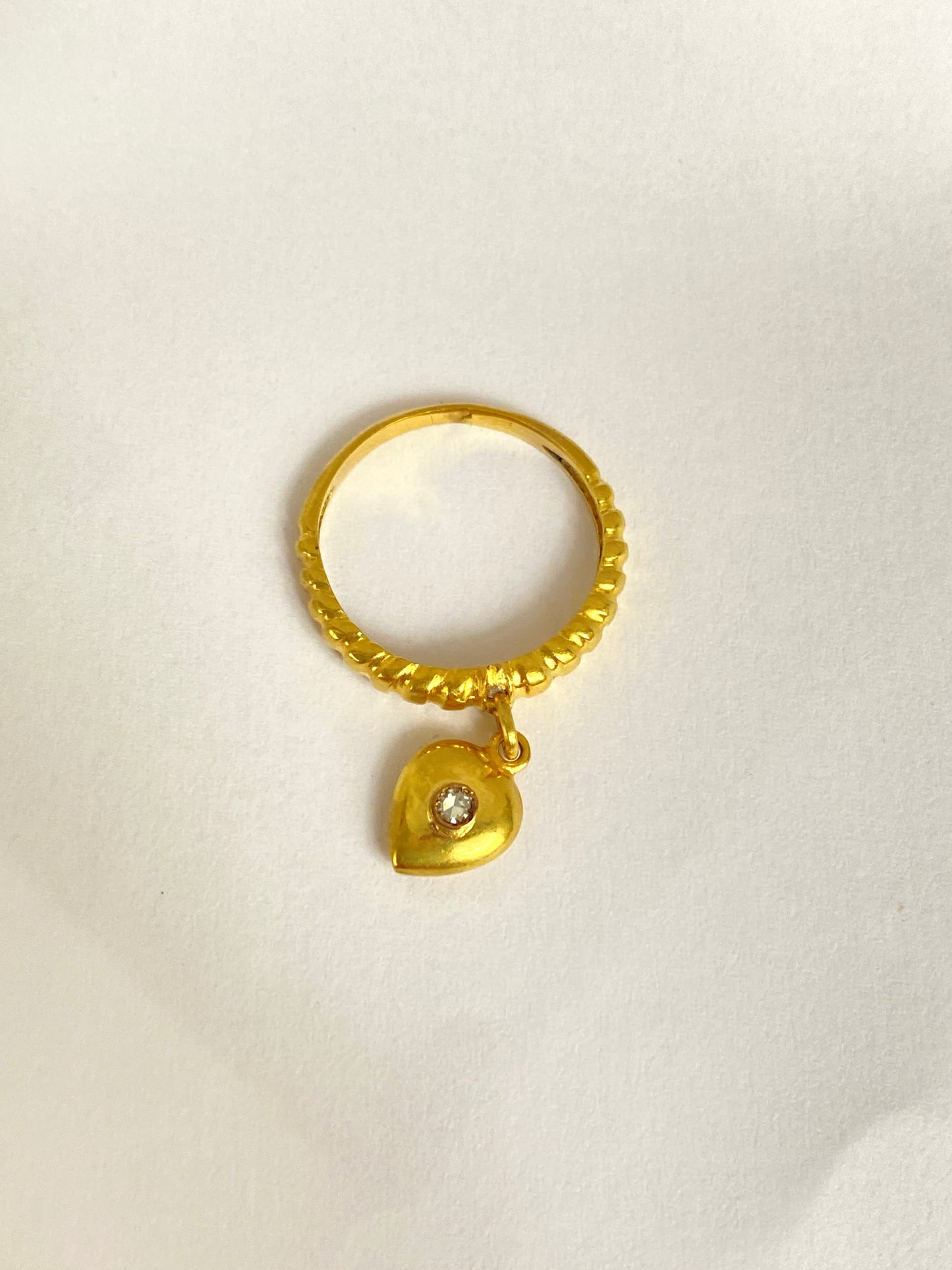 Vintage, 18ct Gold,  Hanging Heart Ring with Diamond