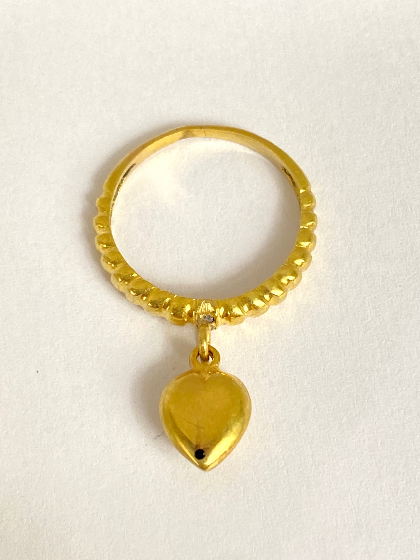 Vintage, 18ct Gold,  Hanging Heart Ring with Diamond