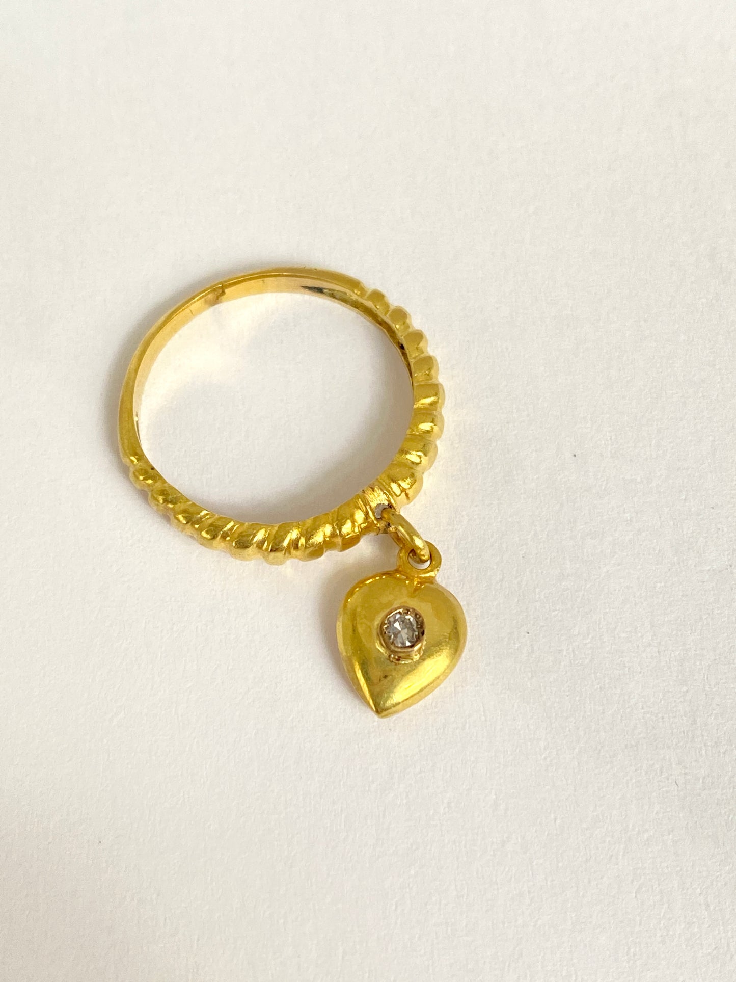 Vintage, 18ct Gold,  Hanging Heart Ring with Diamond