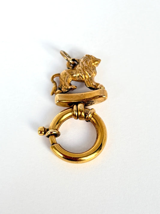 Large, 9ct Gold Vintage Lion Bolt Ring
