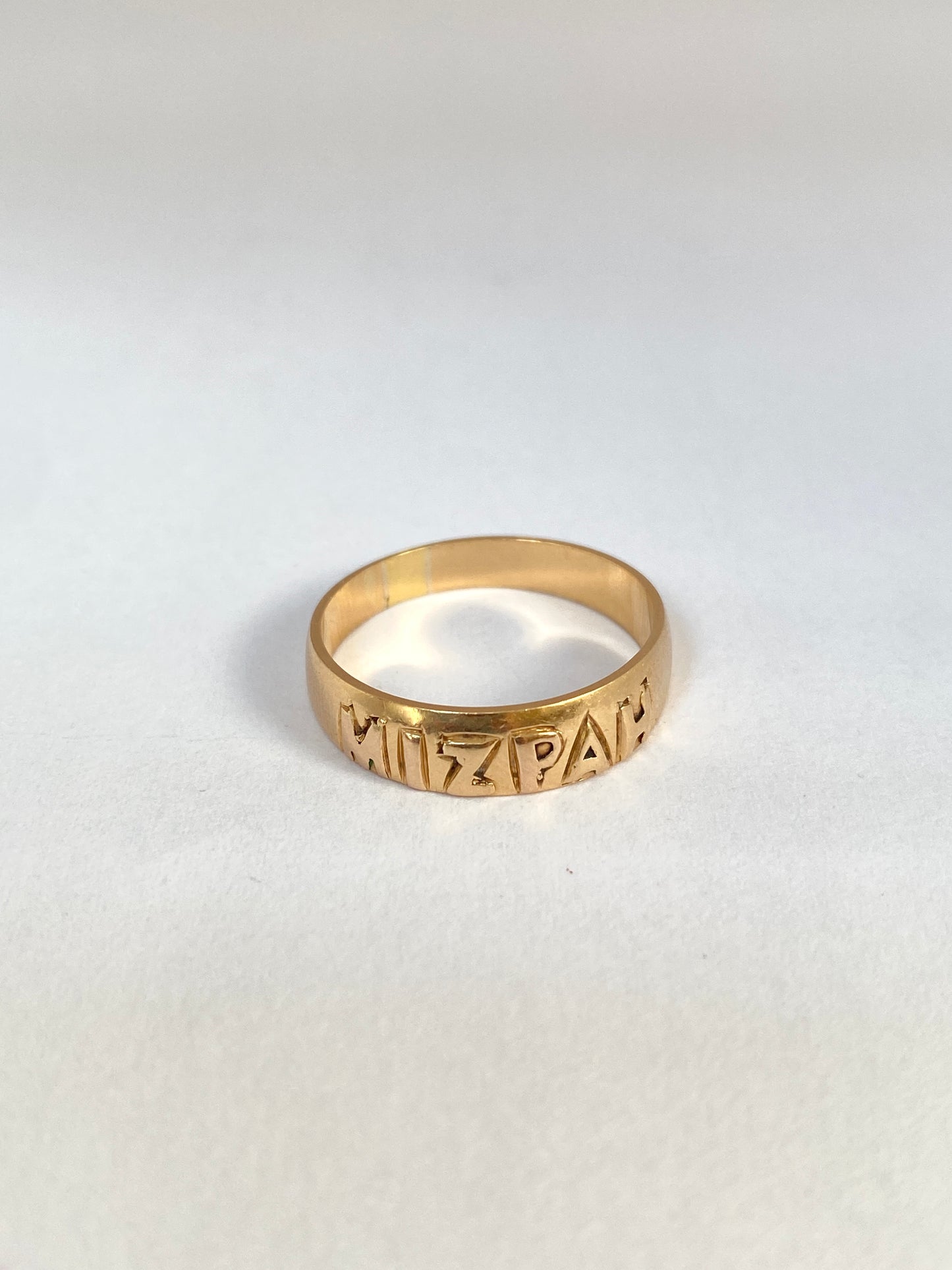 18ct Gold Antique, Victorian Mizpah Ring, Hallmarked, Birmingham 18ct Gold, 1887