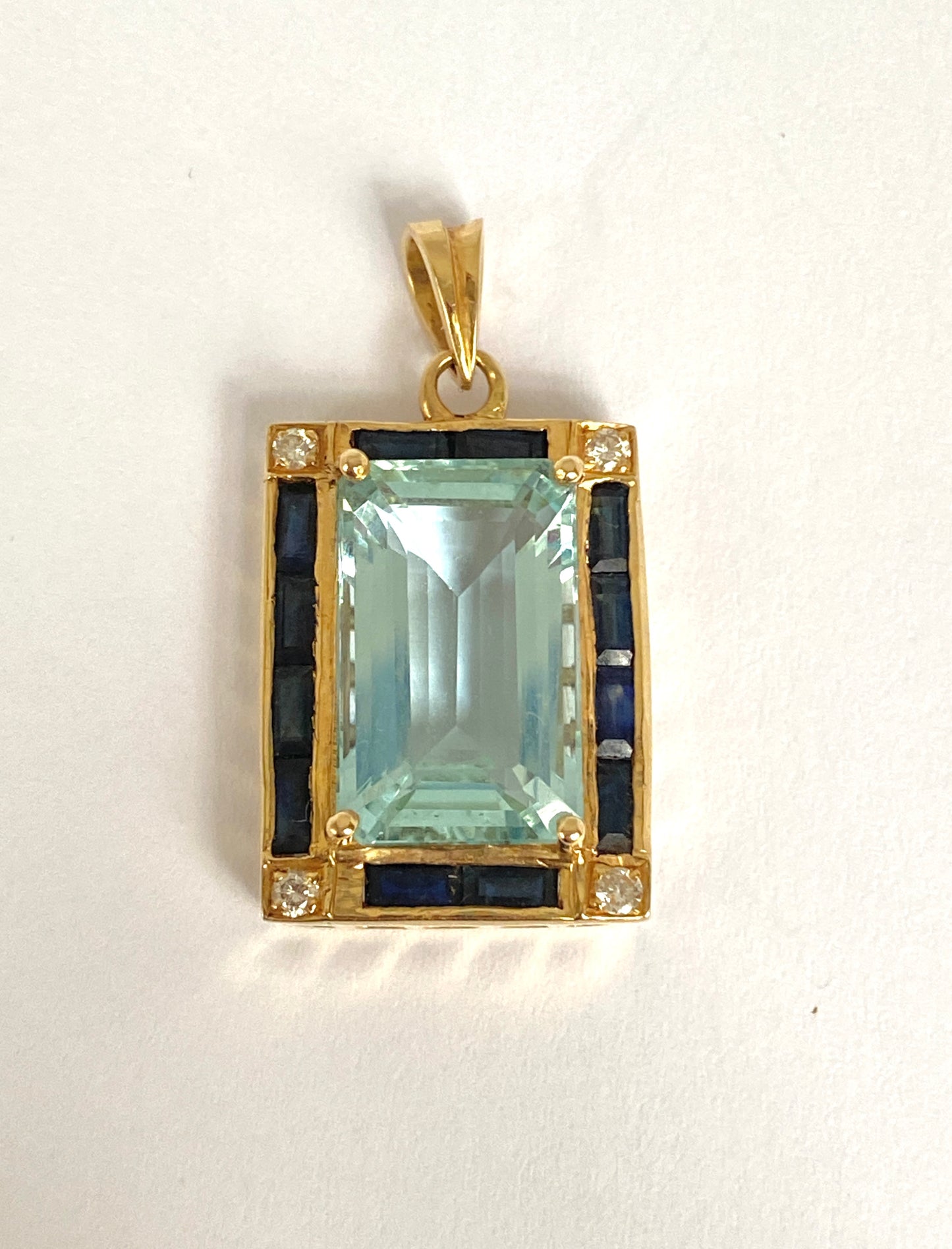 18ct Gold, Vintage, Aquamarine, Sapphire and Diamond Rectangle Pendant