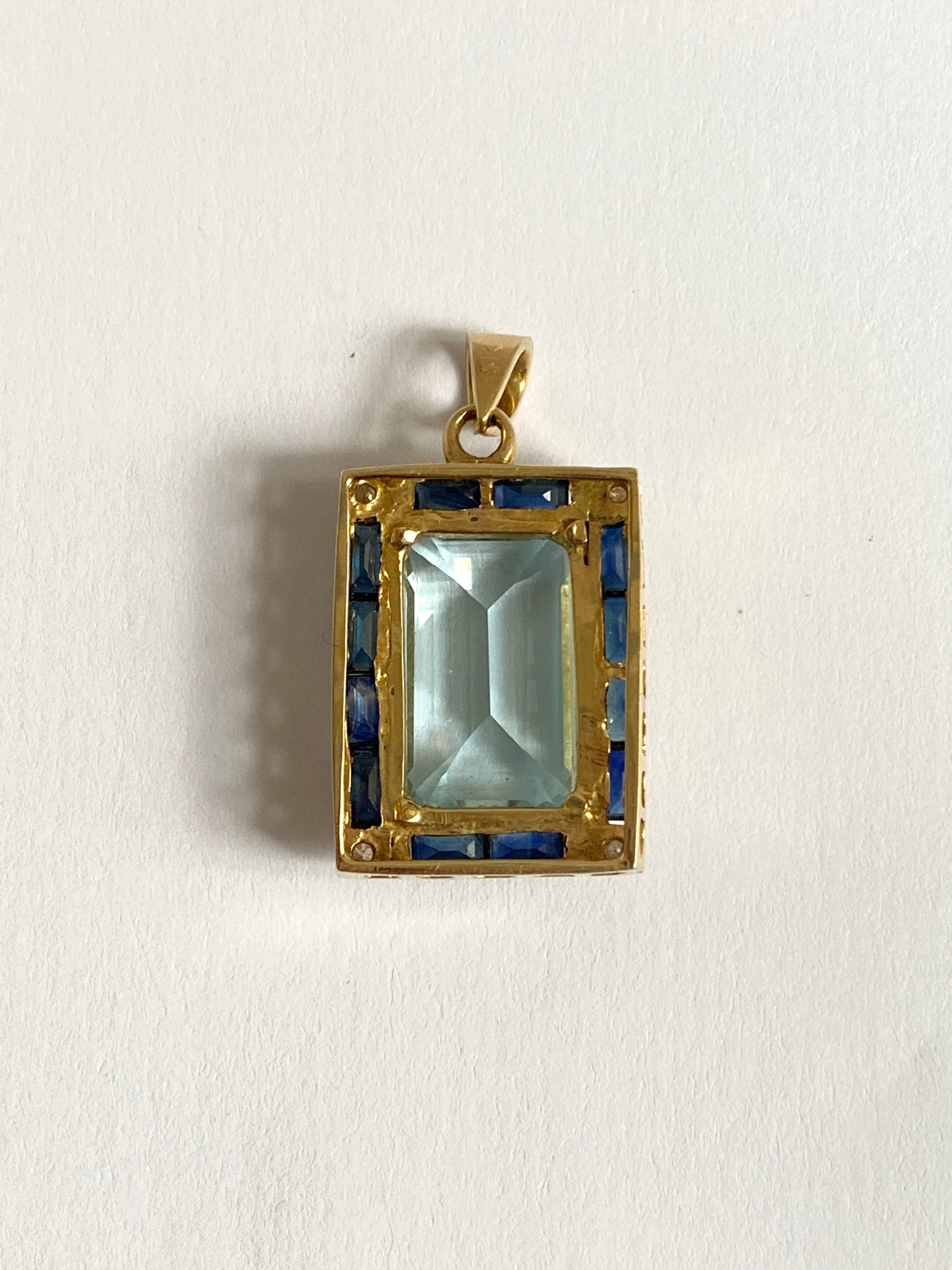 18ct Gold, Vintage, Aquamarine, Sapphire and Diamond Rectangle Pendant