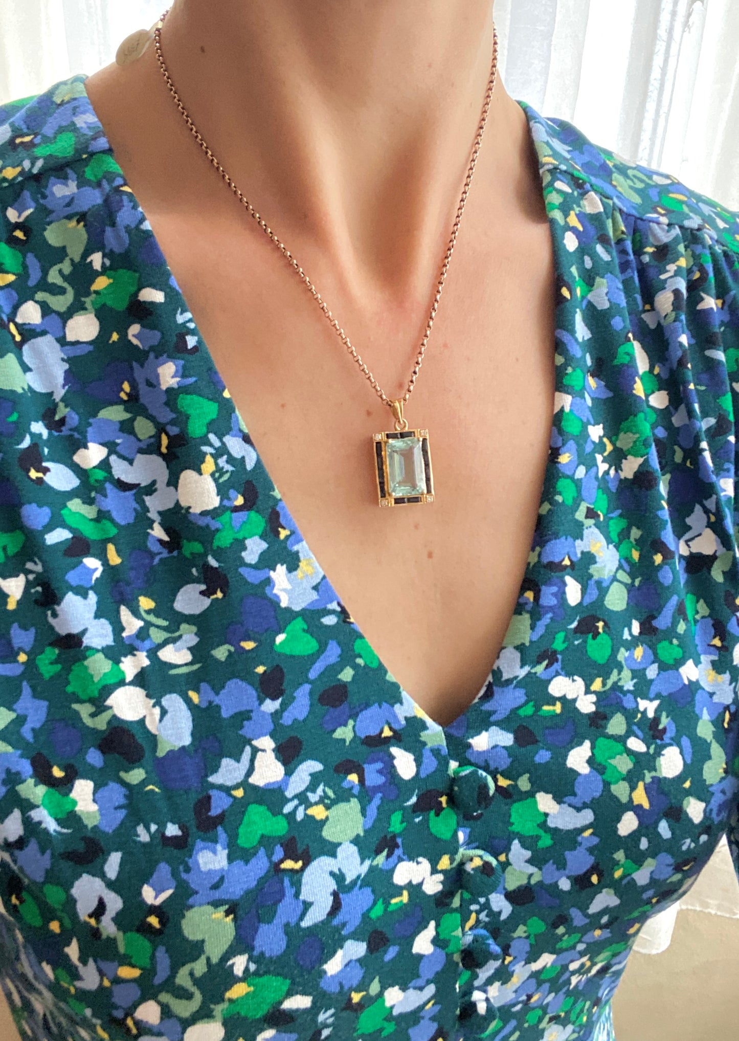 18ct Gold, Vintage, Aquamarine, Sapphire and Diamond Rectangle Pendant