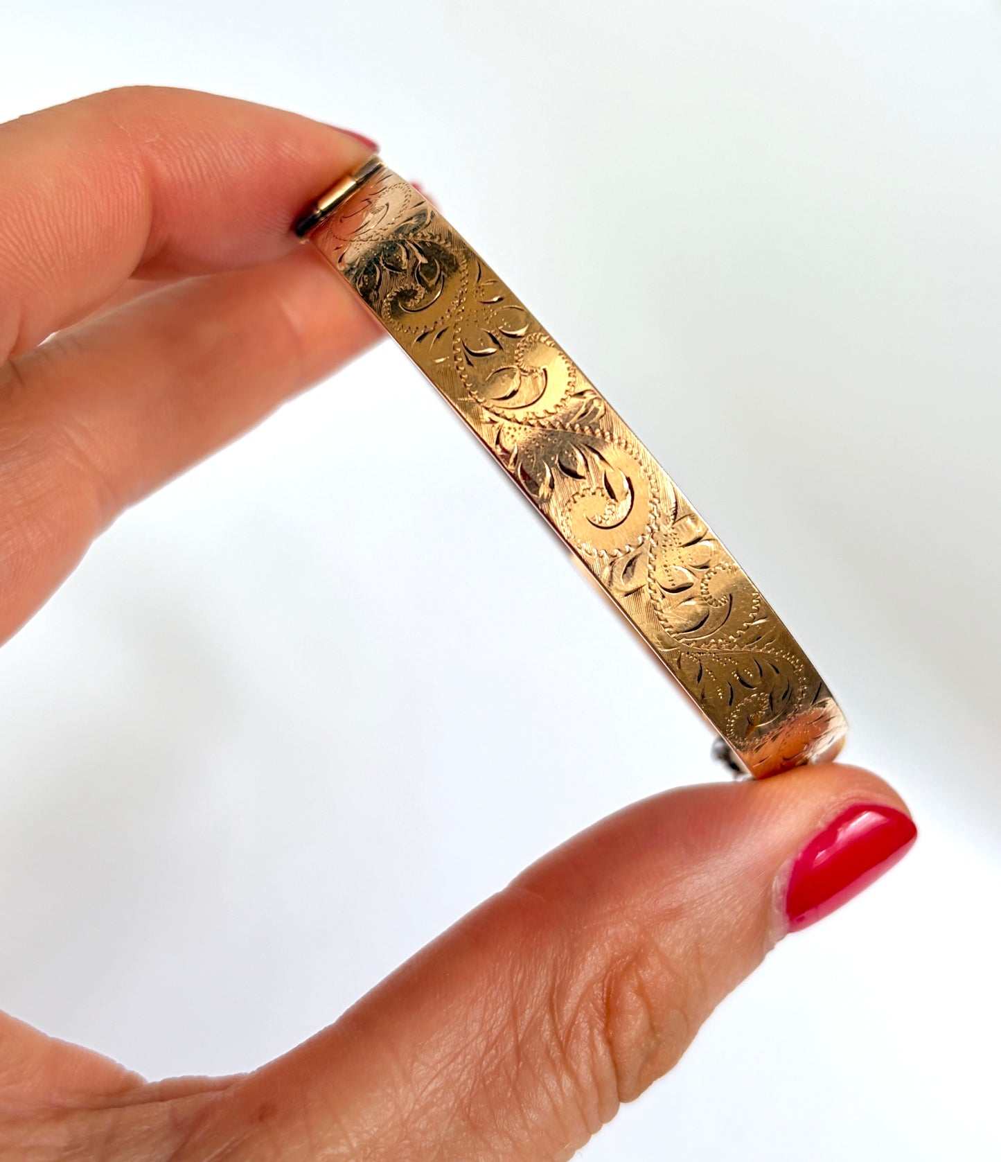 Victorian, Engraved, Rolled Gold Bangle, 17.47g