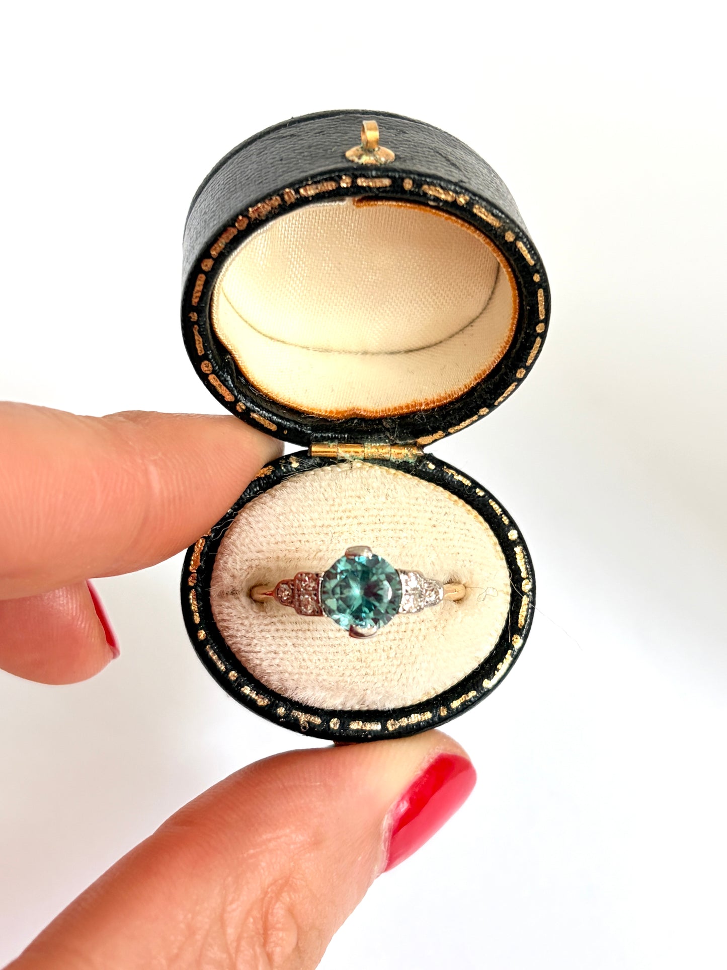 18ct Gold, Art Deco (1920s) Blue Zircon and Diamond Cluster Ring