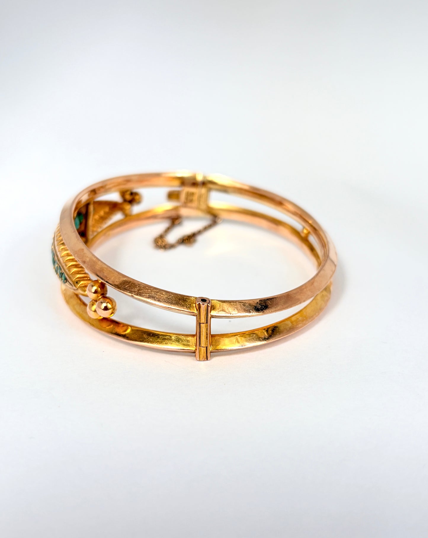 Antique, 9ct Gold,  Emerald and Diamond Bangle, Hallmarked, 9ct Gold, Chester 1909  (10.78g)