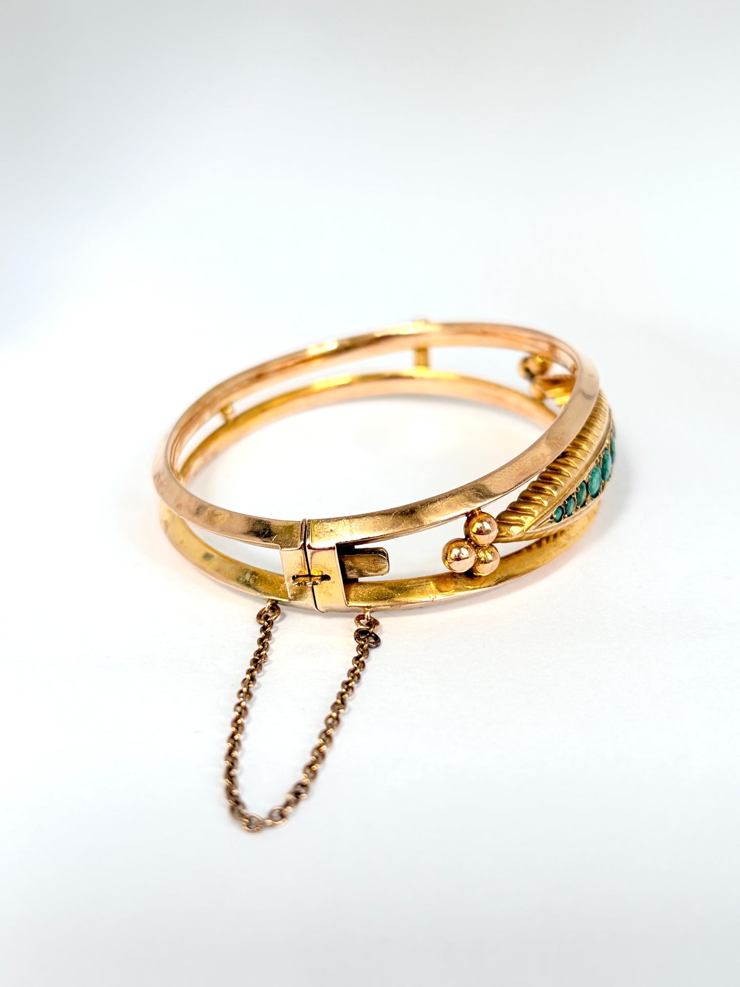 Antique, 9ct Gold,  Emerald and Diamond Bangle, Hallmarked, 9ct Gold, Chester 1909  (10.78g)