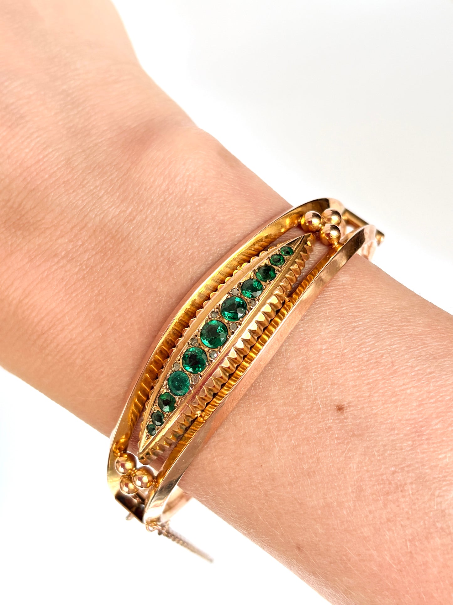 Antique, 9ct Gold,  Emerald and Diamond Bangle, Hallmarked, 9ct Gold, Chester 1909  (10.78g)