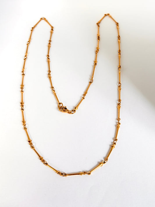 Vintage, 24 inch, 9ct Gold Pencil Fancy link Chain  (11.05g)