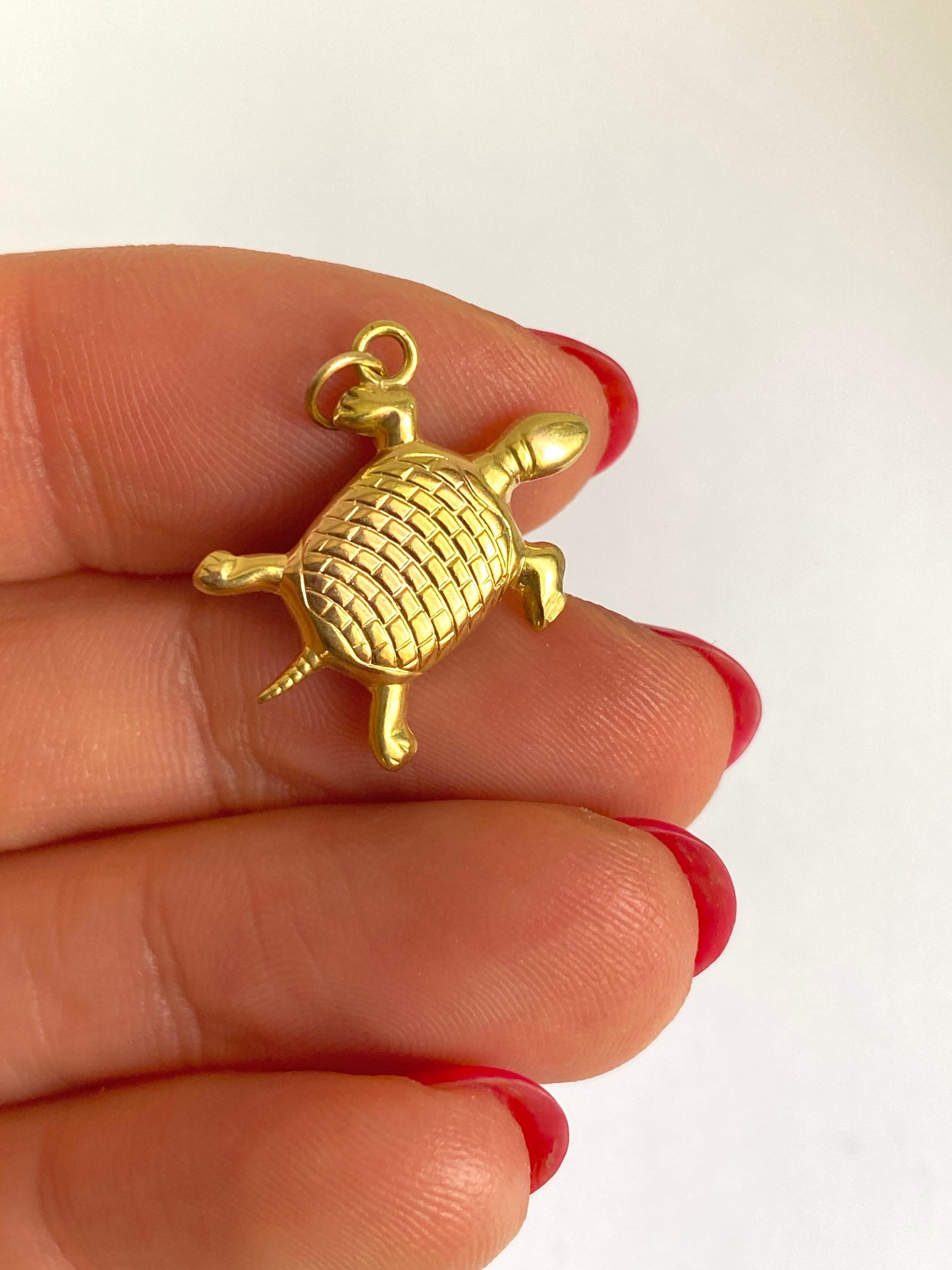 Stunning, Vintage 18ct Solid Gold Sea Turtle with Diamond