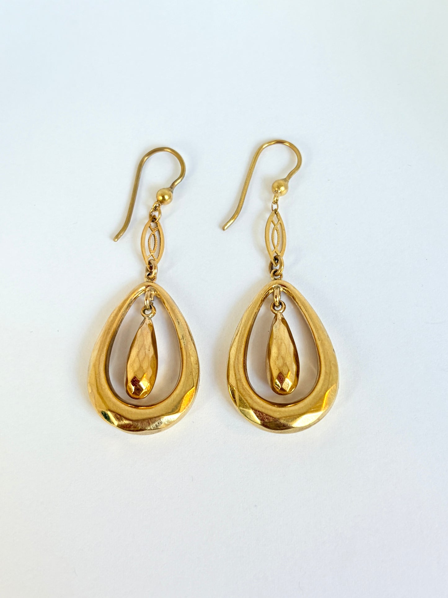 9ct Gold, Vintage Faceted Pear Drop Tear Drop Earrings