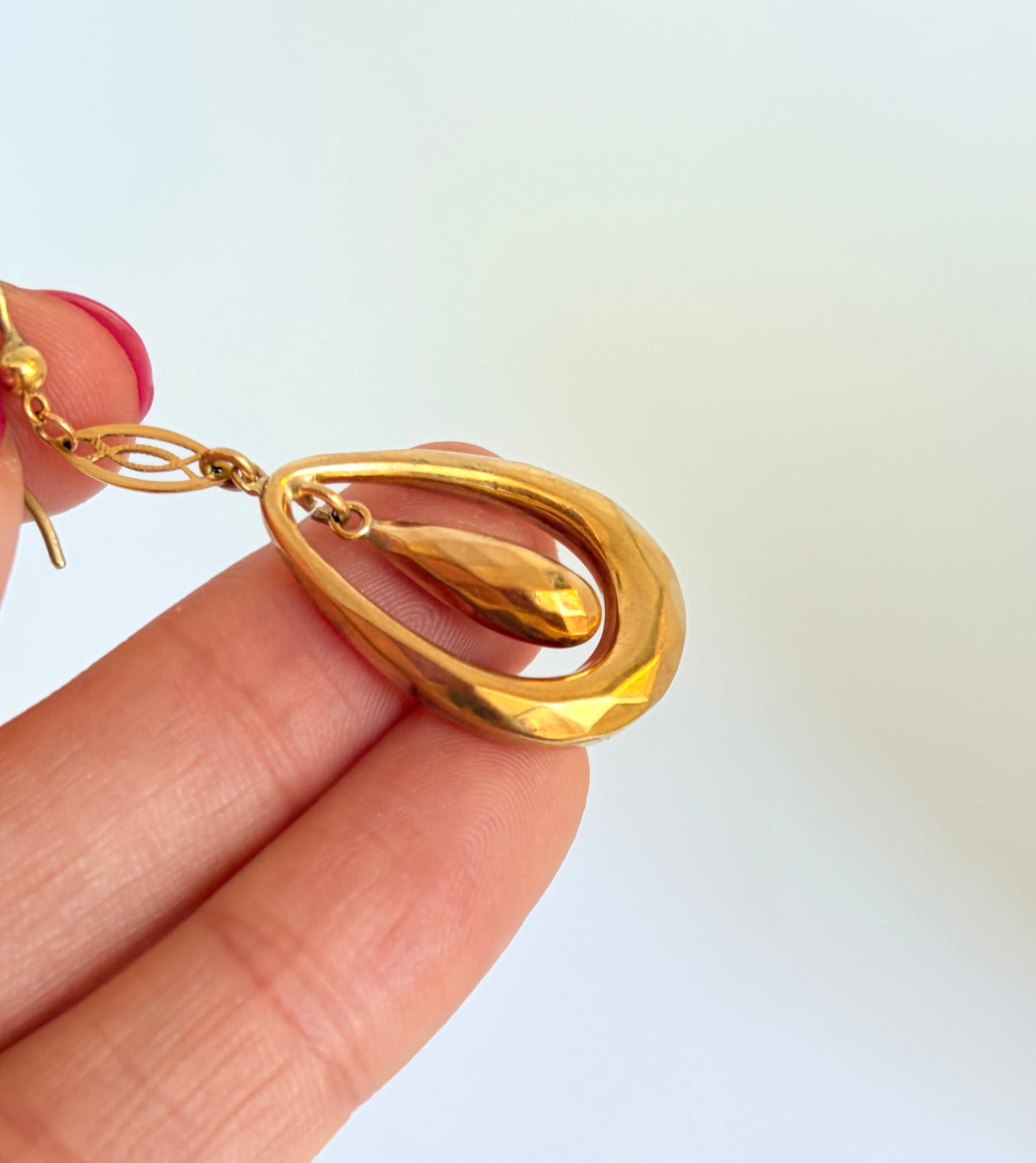 9ct Gold, Vintage Faceted Pear Drop Tear Drop Earrings