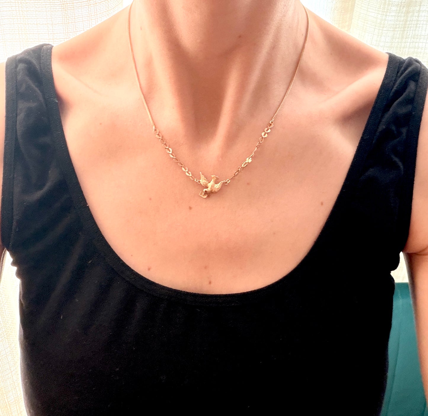 16 inch Victorian Necklace, 9ct Gold Peace Dove with envelope on a foxtail chain