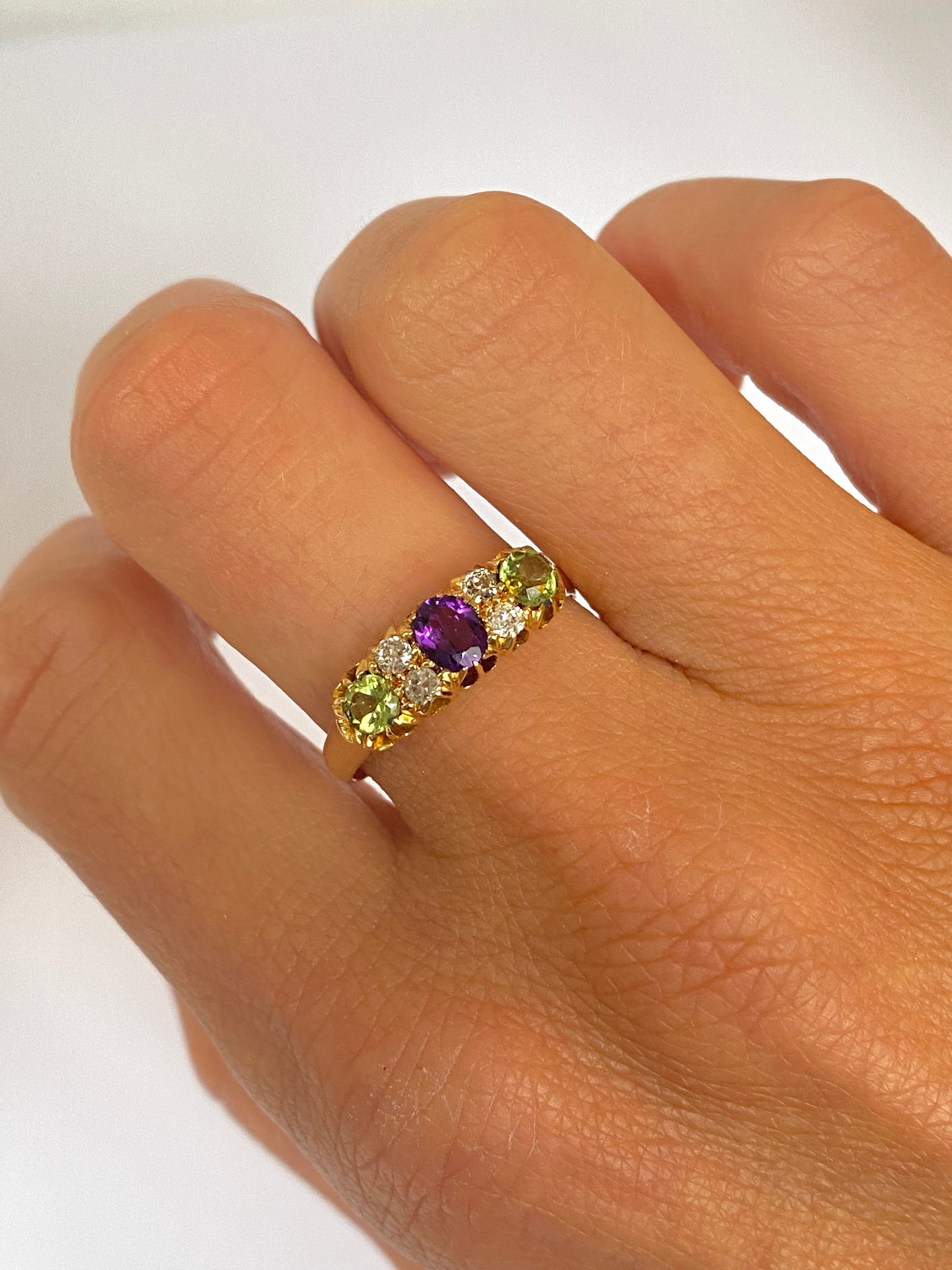 18ct Gold Suffragette Ring. Hallmarked for 18ct Gold, Chester 3.55g