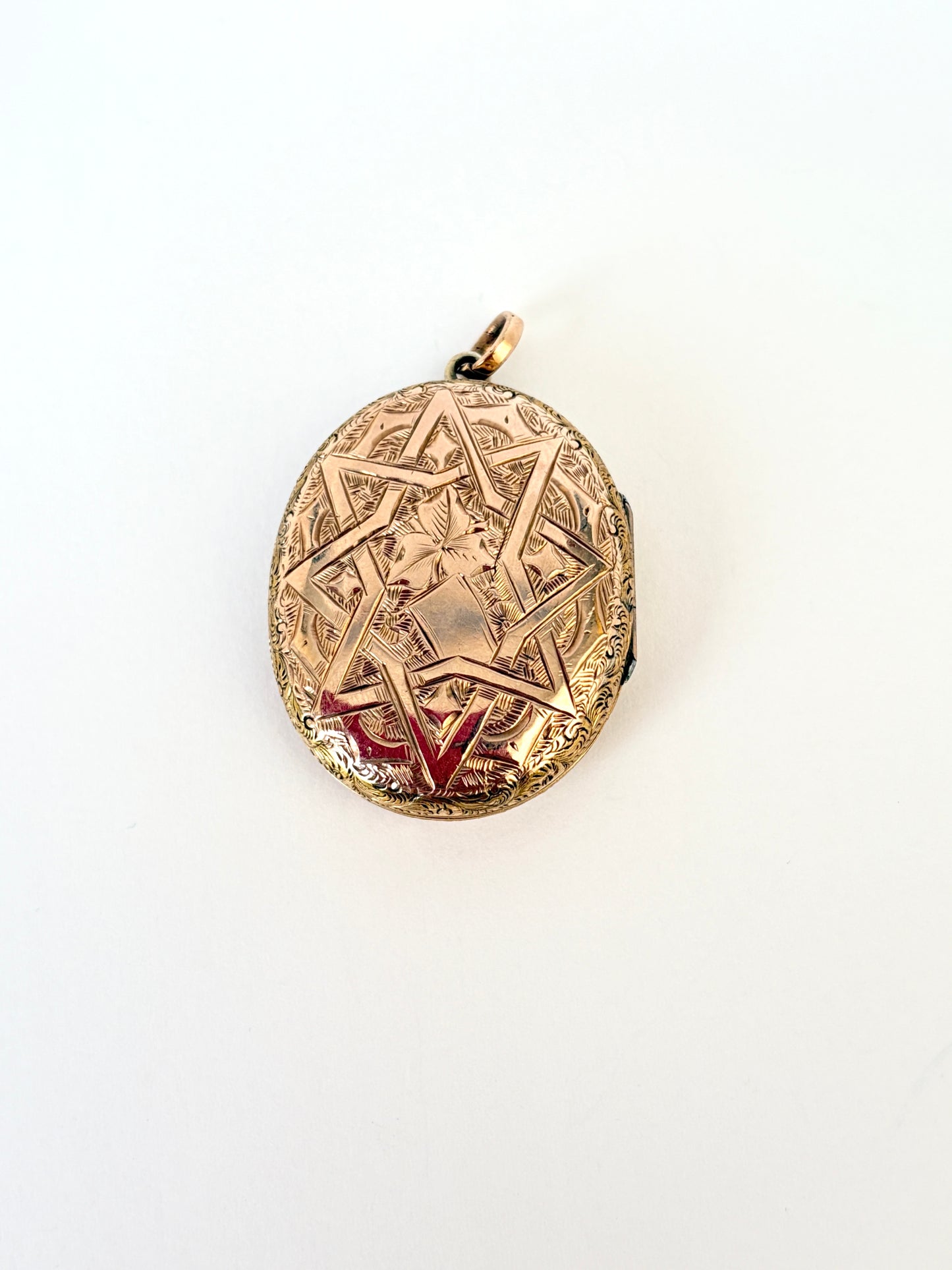 Romantic, Vintage, 9ct Gold Oval Heart 'LOVE' Locket