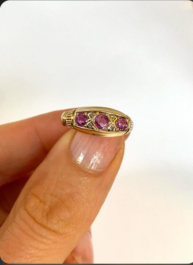 Art Deco, 18ct Gold Ruby and Diamond Gypsy Ring, Hallmarked Birmingham, 1920 (3.61g)