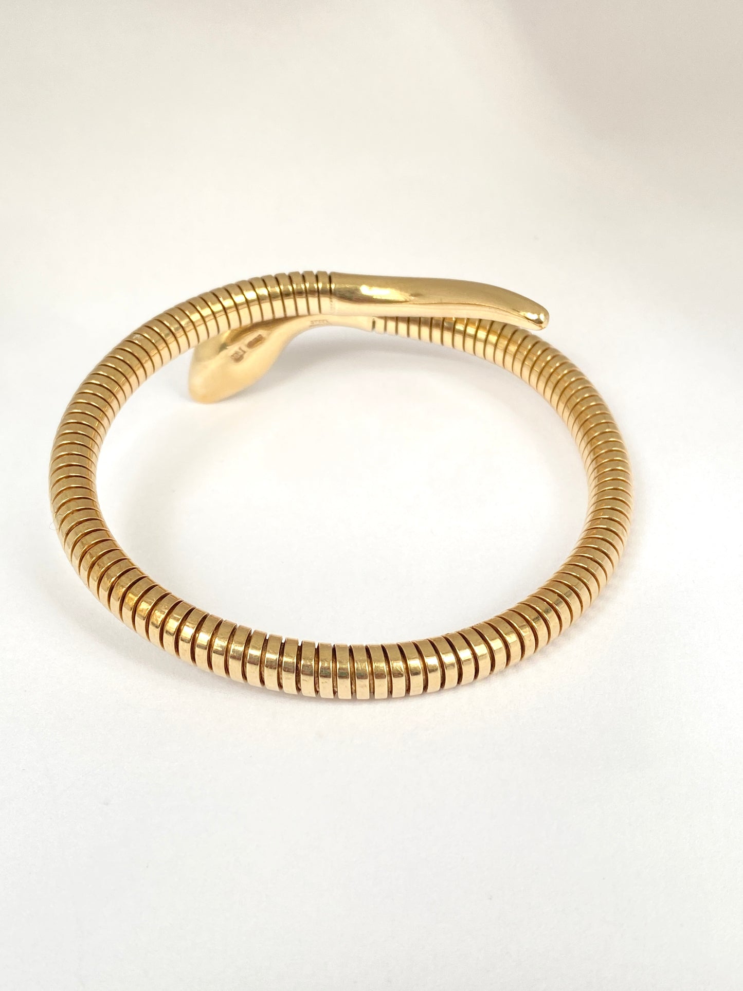 Vintage, 9ct Gold, Garnet Eyed Extendable Snake Bangle, Hallmarked 9ct Gold, Birmingham, 26.5g