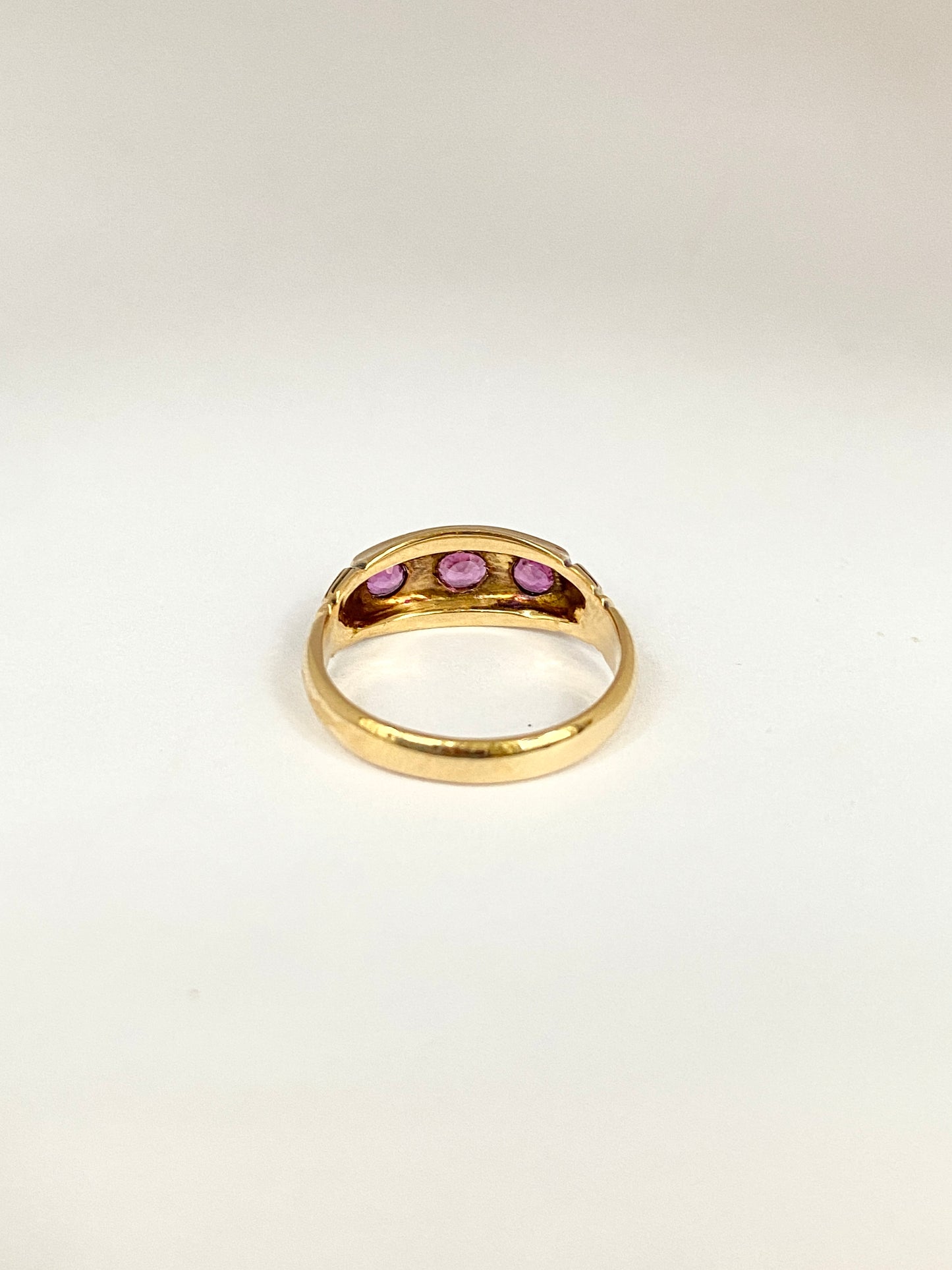 Art Deco, 18ct Gold Ruby and Diamond Gypsy Ring, Hallmarked Birmingham, 1920 (3.61g)