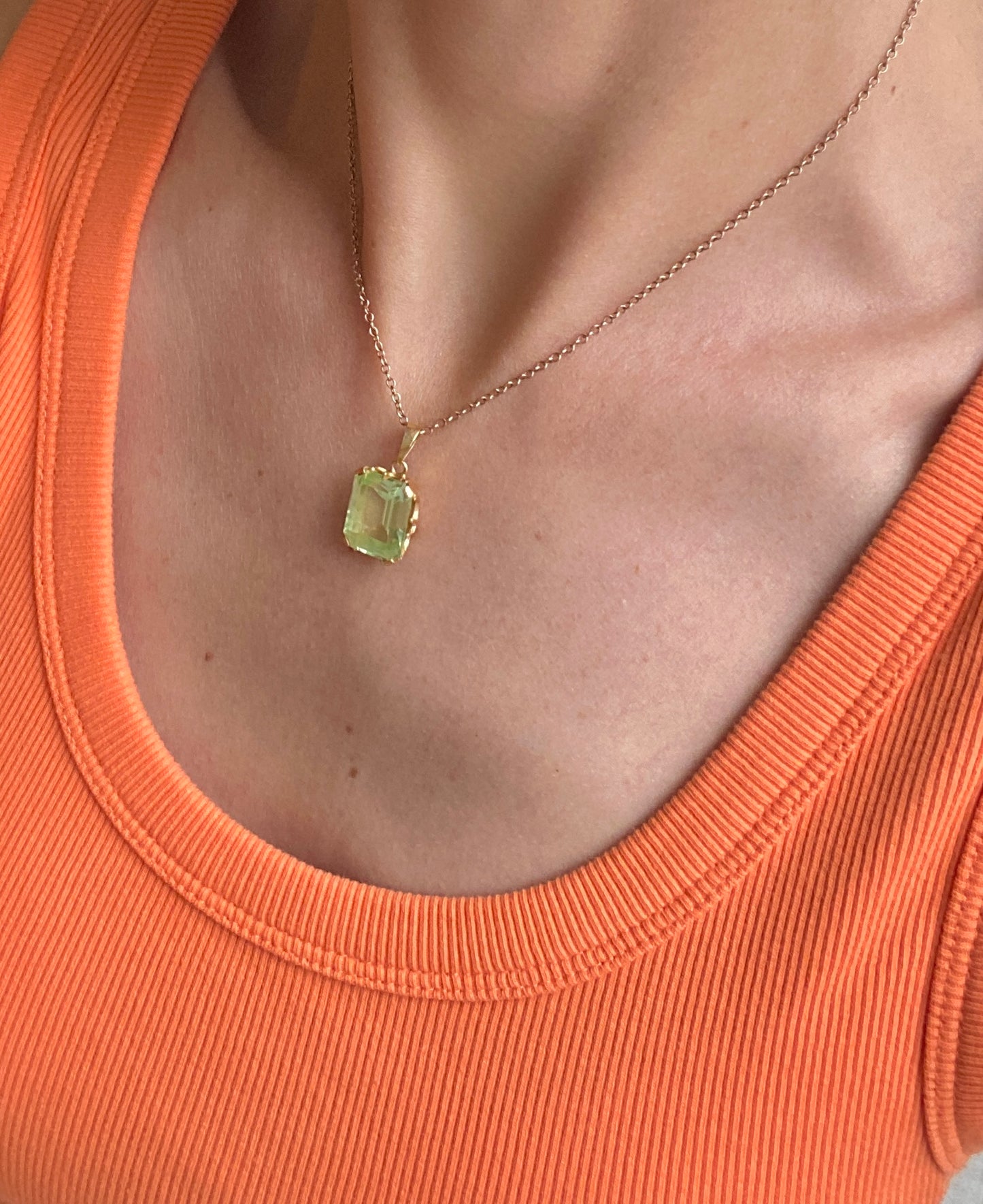 18ct Gold,  Green Citrine Rectangle Pendant