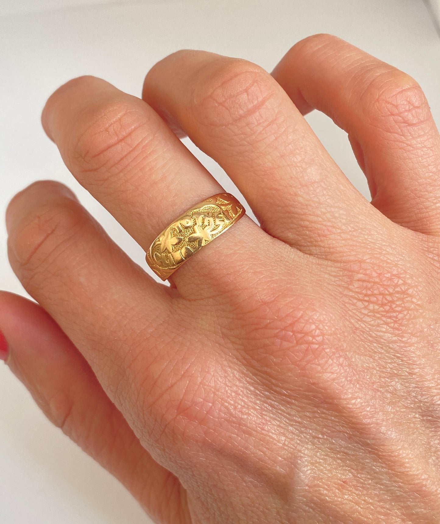 Antique, 18ct Yellow Gold 'Cling to Thee' Ring