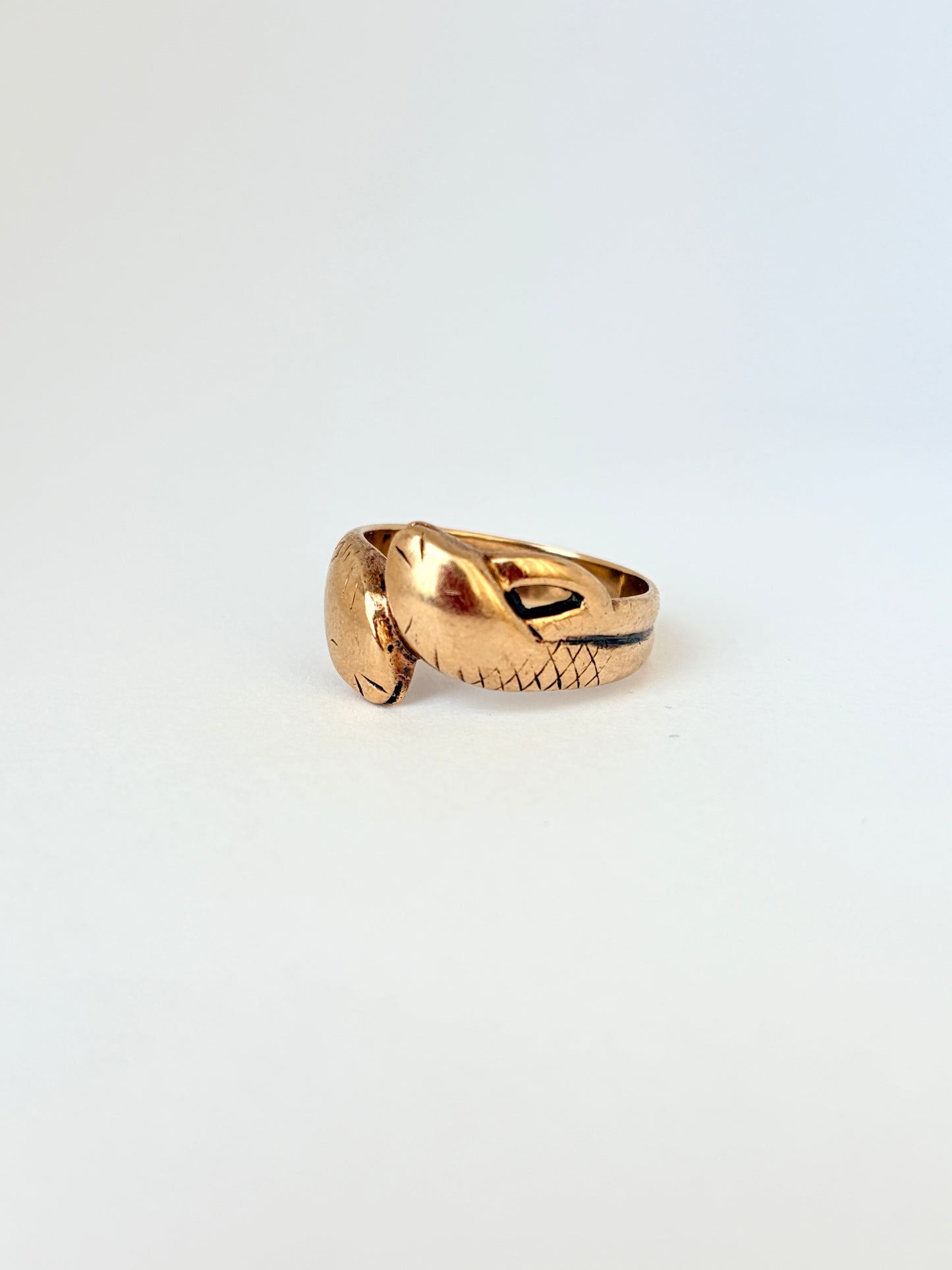 9ct Gold vintage Double Snake Ring, Hallmarked 9ct Gold, London and 1963