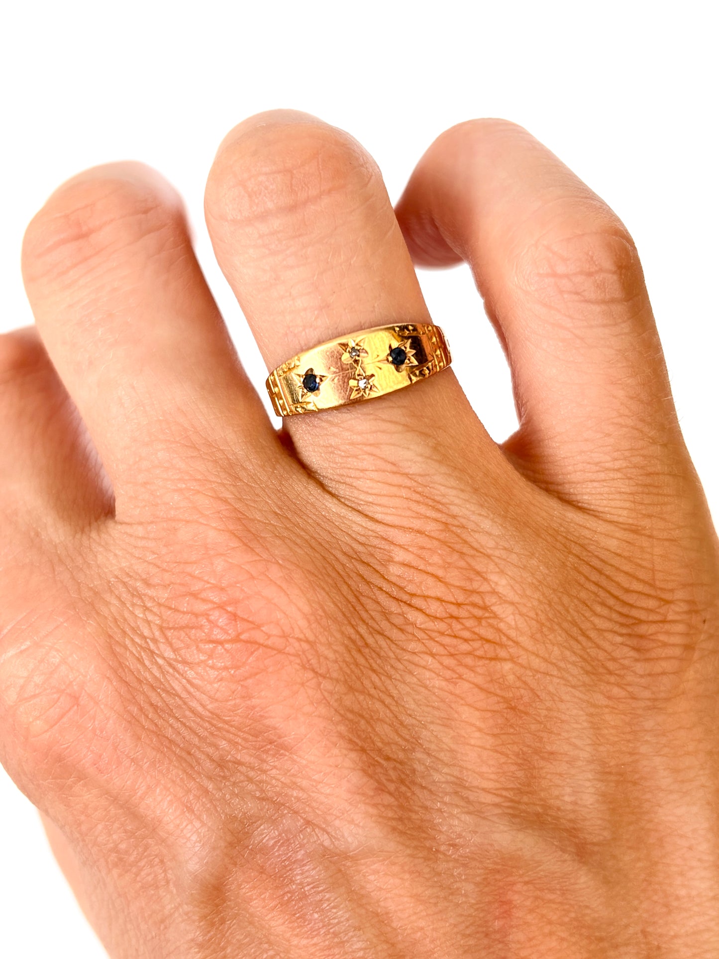 Victorian, Sapphire and Diamond Ring, Hallmarked, 18ct Gold, Chester, 1900