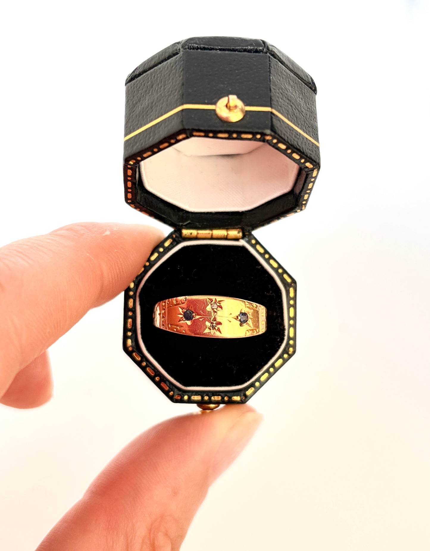 Victorian, Sapphire and Diamond Ring, Hallmarked, 18ct Gold, Chester, 1900