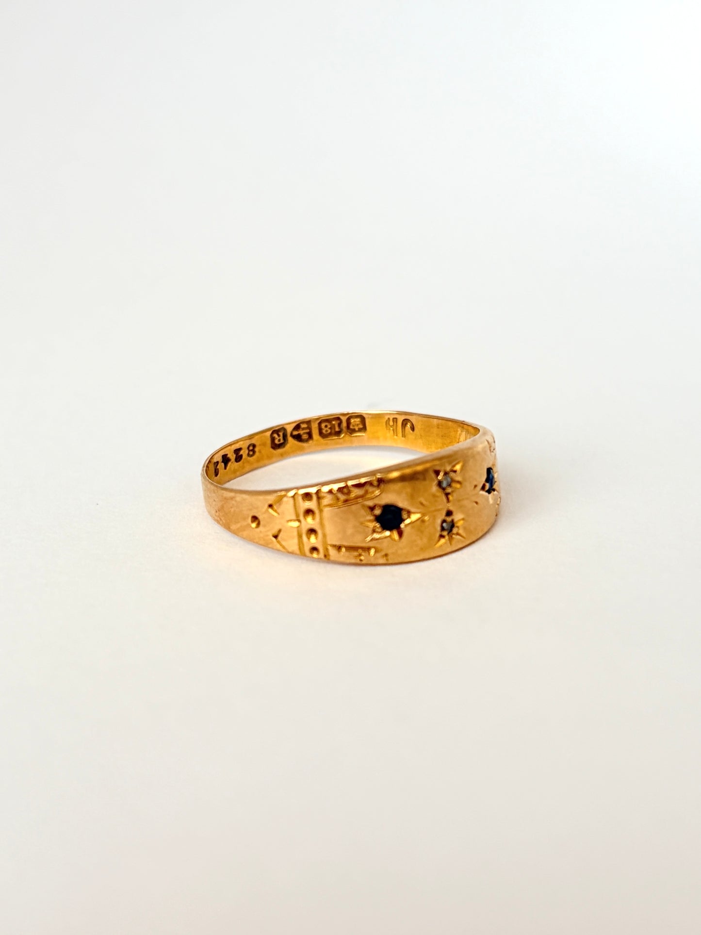 Victorian, Sapphire and Diamond Ring, Hallmarked, 18ct Gold, Chester, 1900