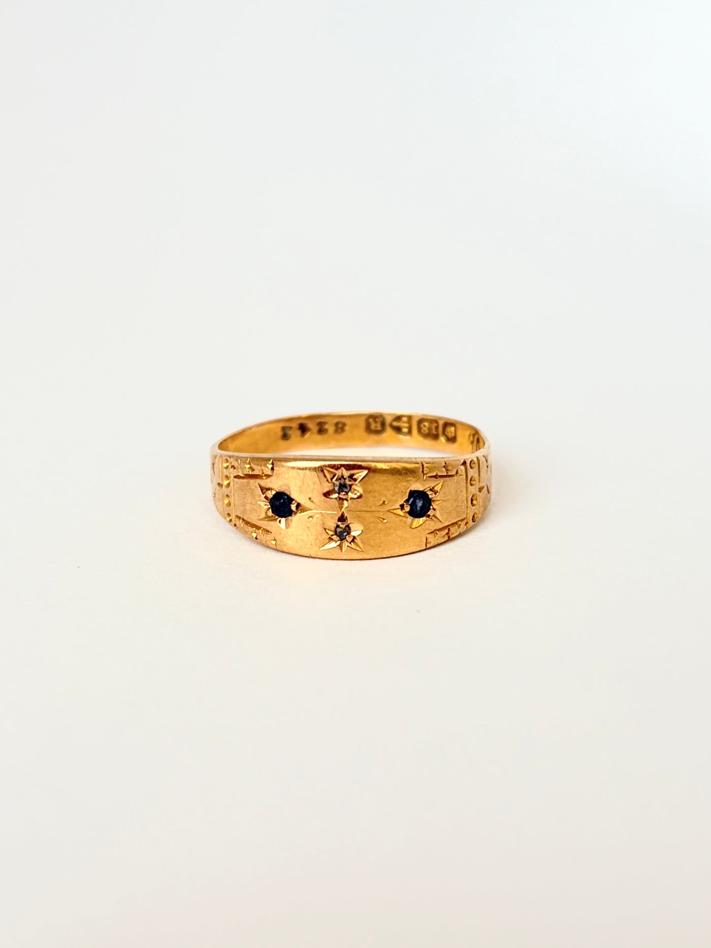 Victorian, Sapphire and Diamond Ring, Hallmarked, 18ct Gold, Chester, 1900
