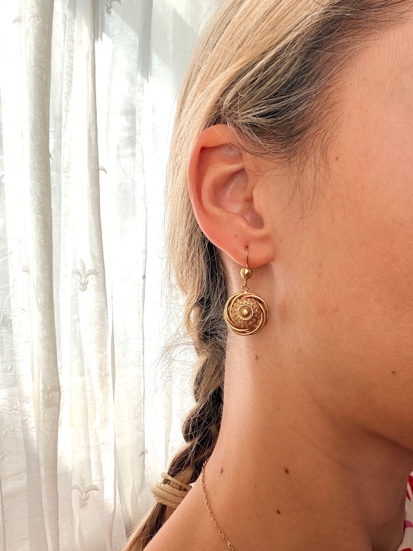 9ct Gold, Vintage Spiral Engraved Earrings, Etruscan Revival Style