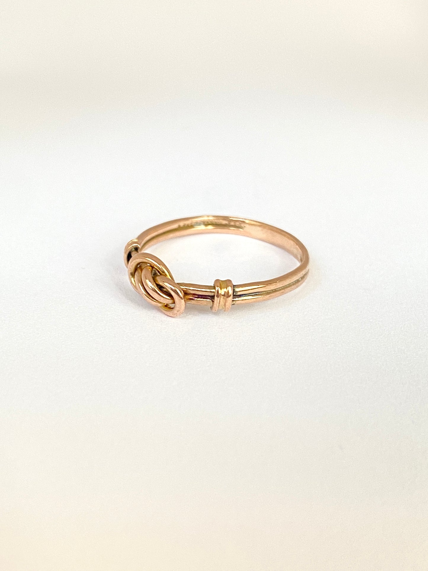 Antique, 9ct Gold Lovers Knot Ring, Hallmarked 9ct Gold, Birmingham 1897