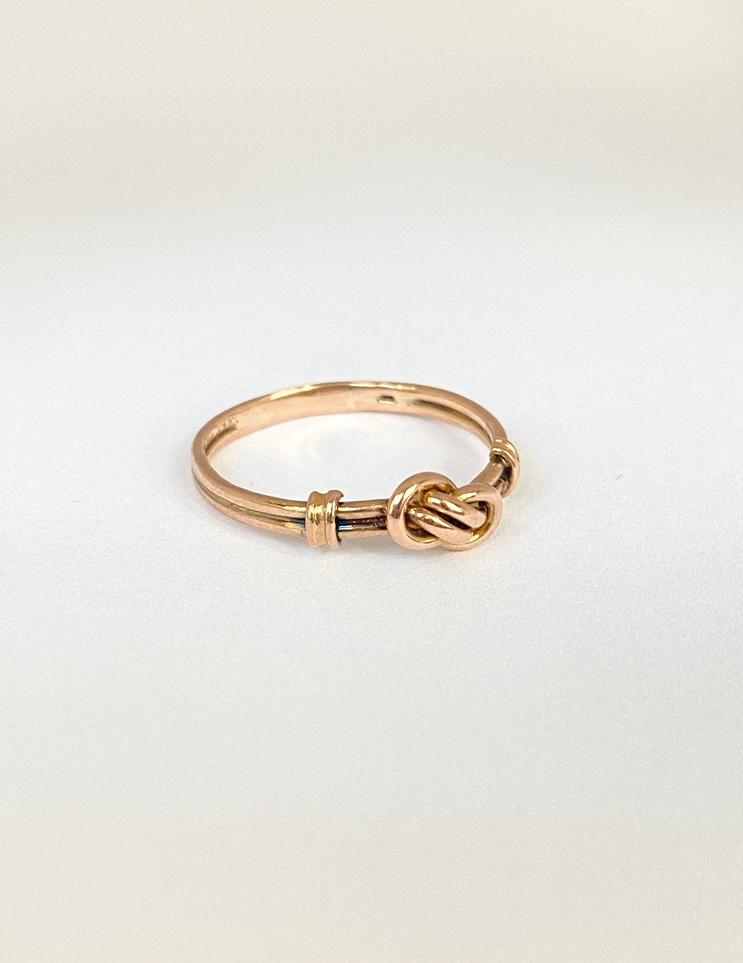 Antique, 9ct Gold Lovers Knot Ring, Hallmarked 9ct Gold, Birmingham 1897