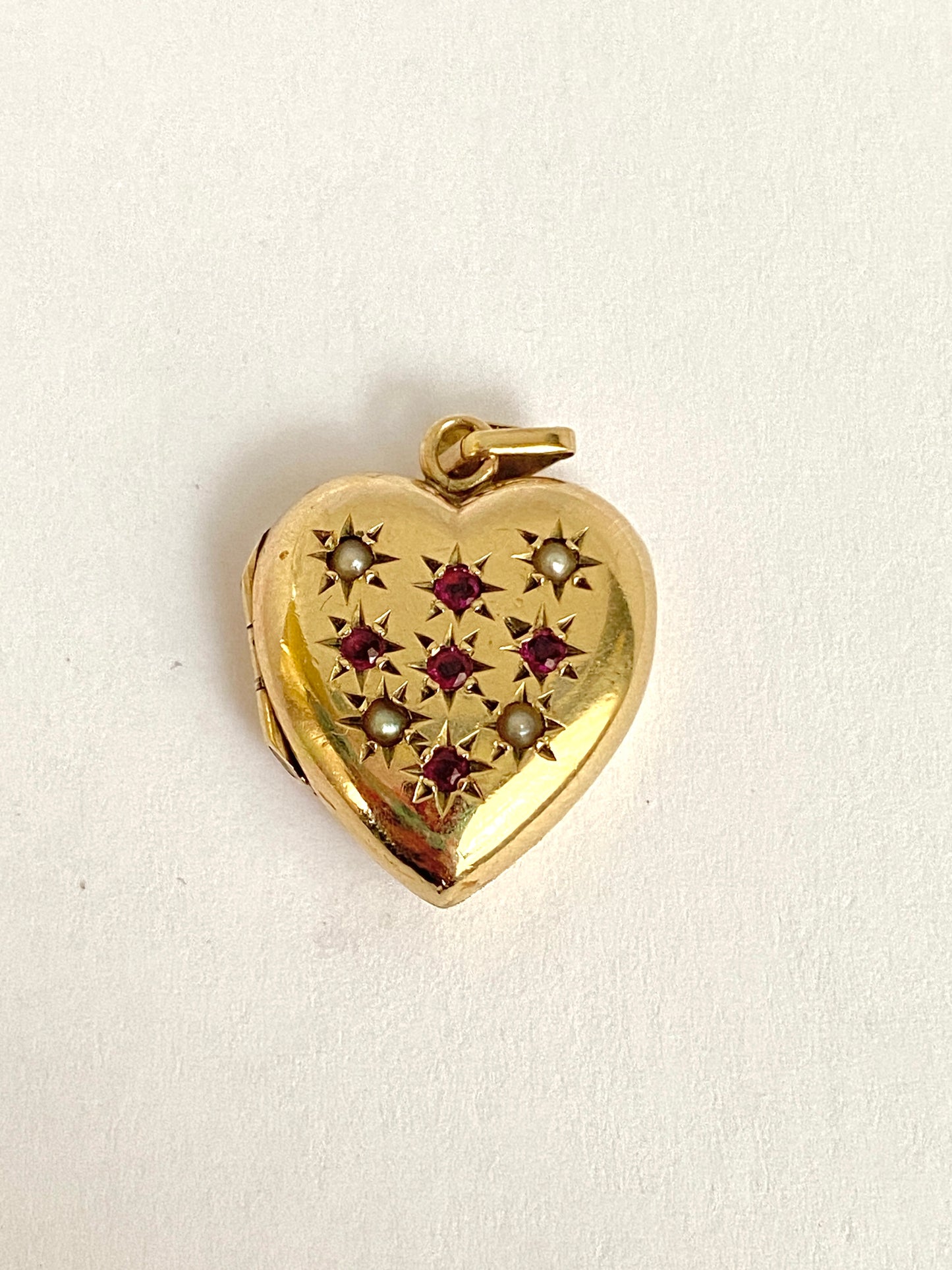 Vintage, 9ct Gold Garnet & Seed Pearl Heart Locket/Pendant, 1980
