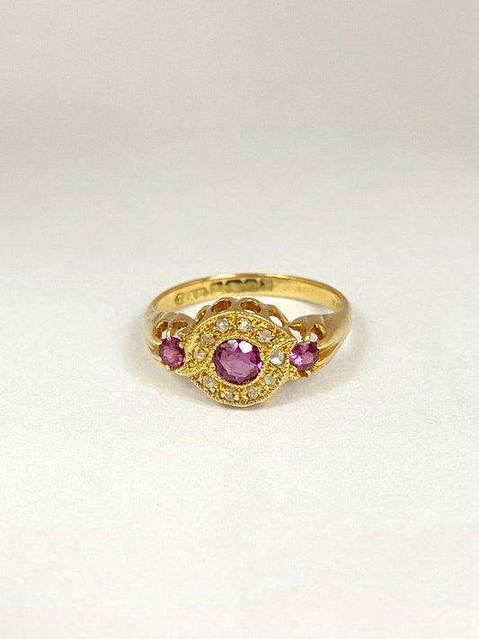 Art Deco, 18ct Gold Amethyst and Rose Cut Diamond Flower Ring