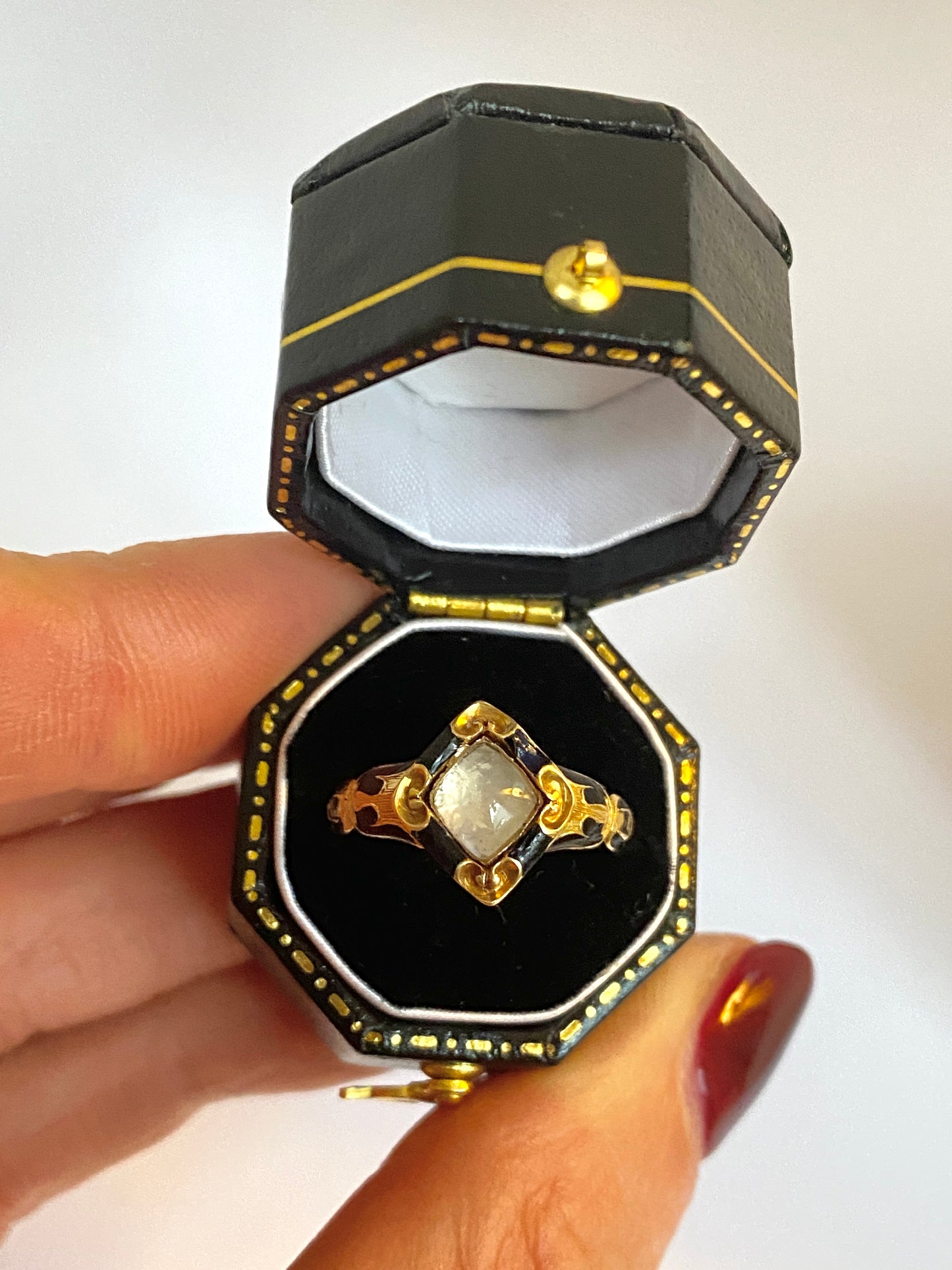 Art Deco, 18ct Gold Moonstone and Enamel Mourning Ring