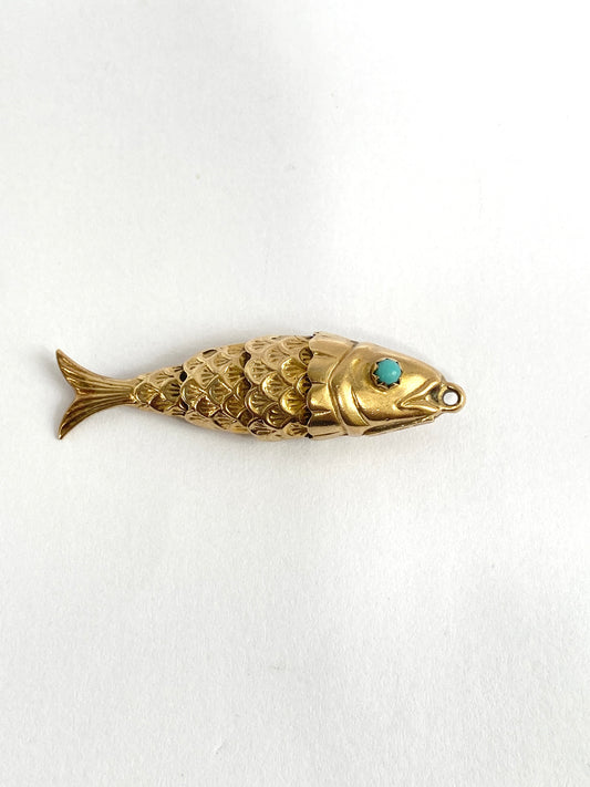 Vintage, 9ct Gold, articulated fish charm/pendant with turquoise eyes