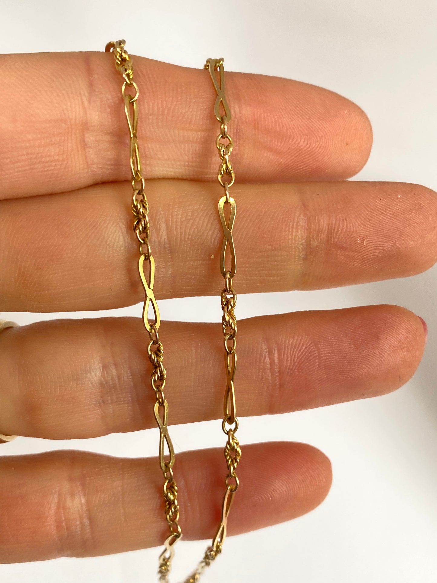 Vintage 9ct Gold Fancy Link Chain, 15 inches (4.48g)