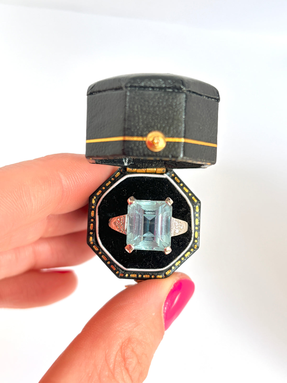 Art Deco (1940s) 14ct Gold Aquamarine and Diamond Ring