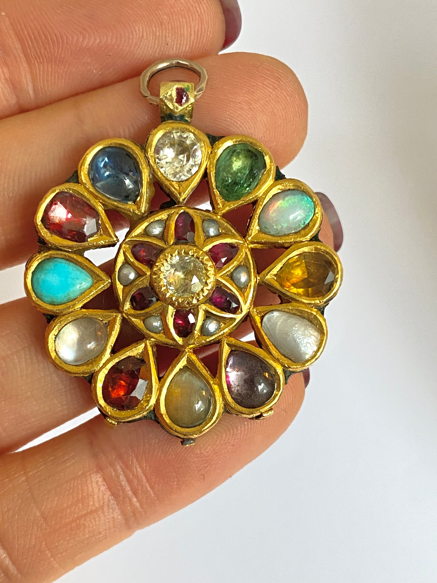 3rd payment Priya  Rare, Victorian, Indian 22ct Gold, Gem Set Mughal Pendant, 16.40g