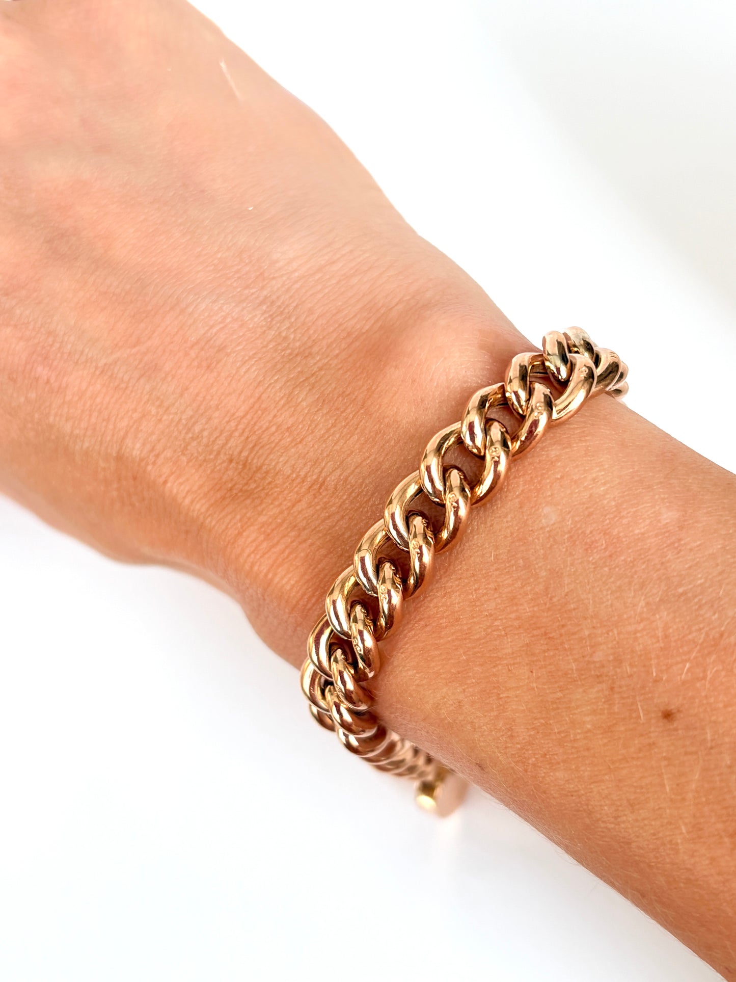 Edwardian 9ct Gold Curb Link Bracelet with Heart Padlock, Birmingham 1905 (20.11g)