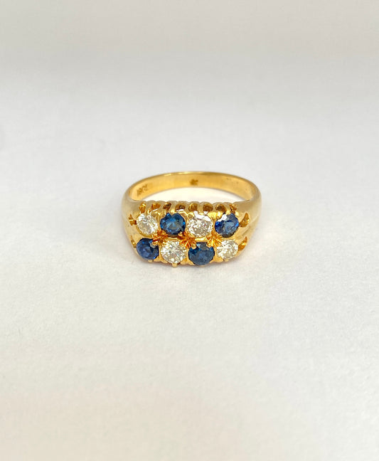 18ct Gold, Vintage, Checkerboard, Sapphire and Diamond Ring, Hallmarked 18ct Gold (6.12g)