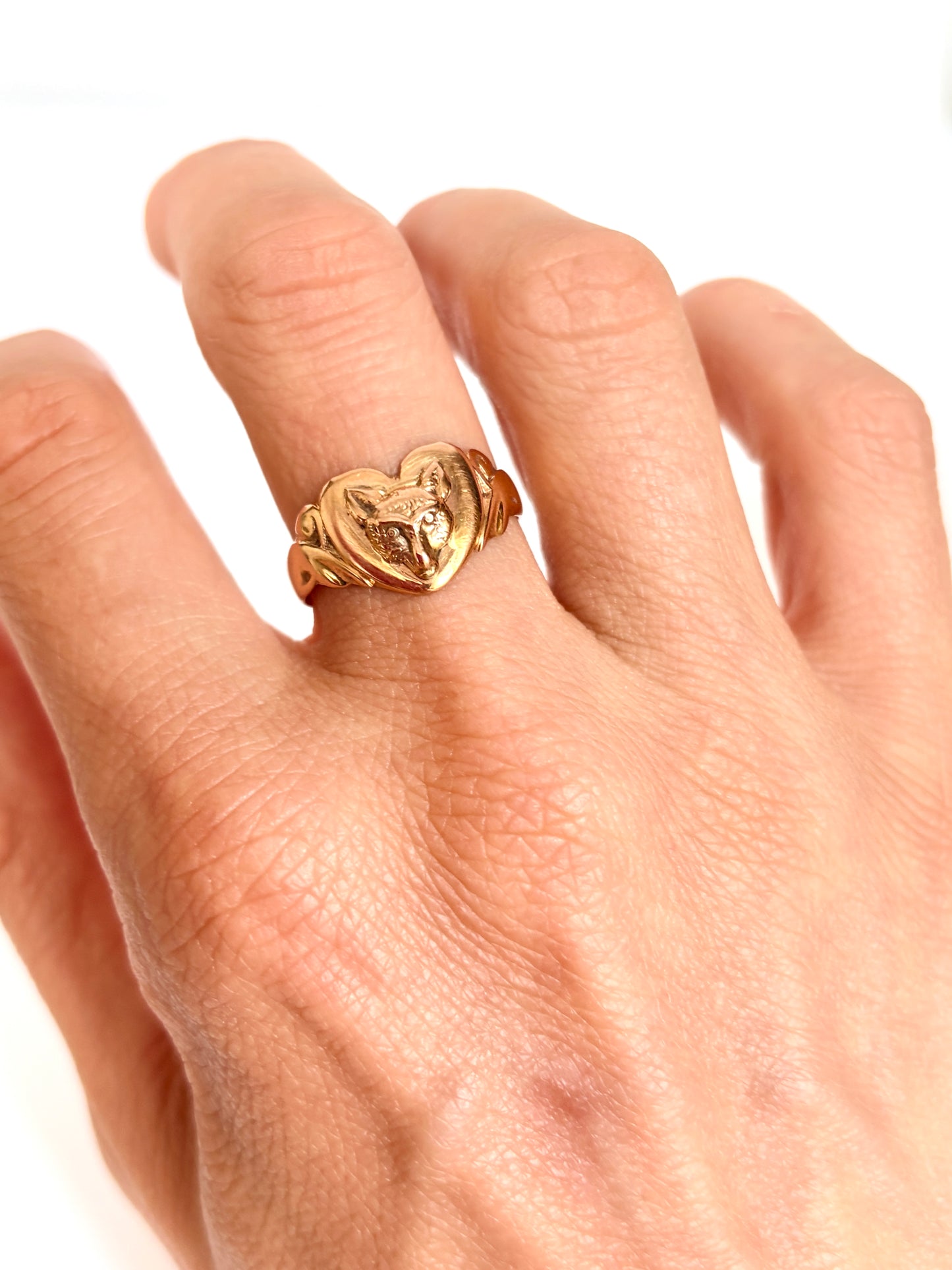 9ct Gold, Vintage, Fox Heart Ring, Hallmarked, Chester 1917